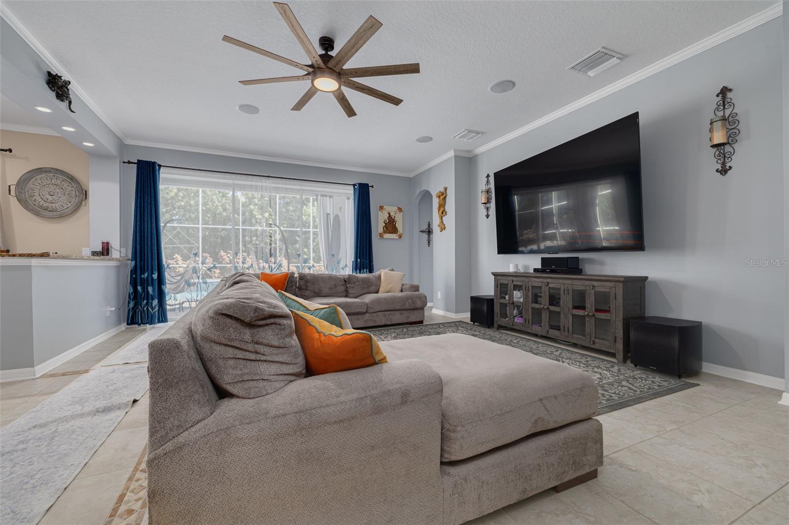 Image 9 of 58 For 2111 Colville Chase Drive