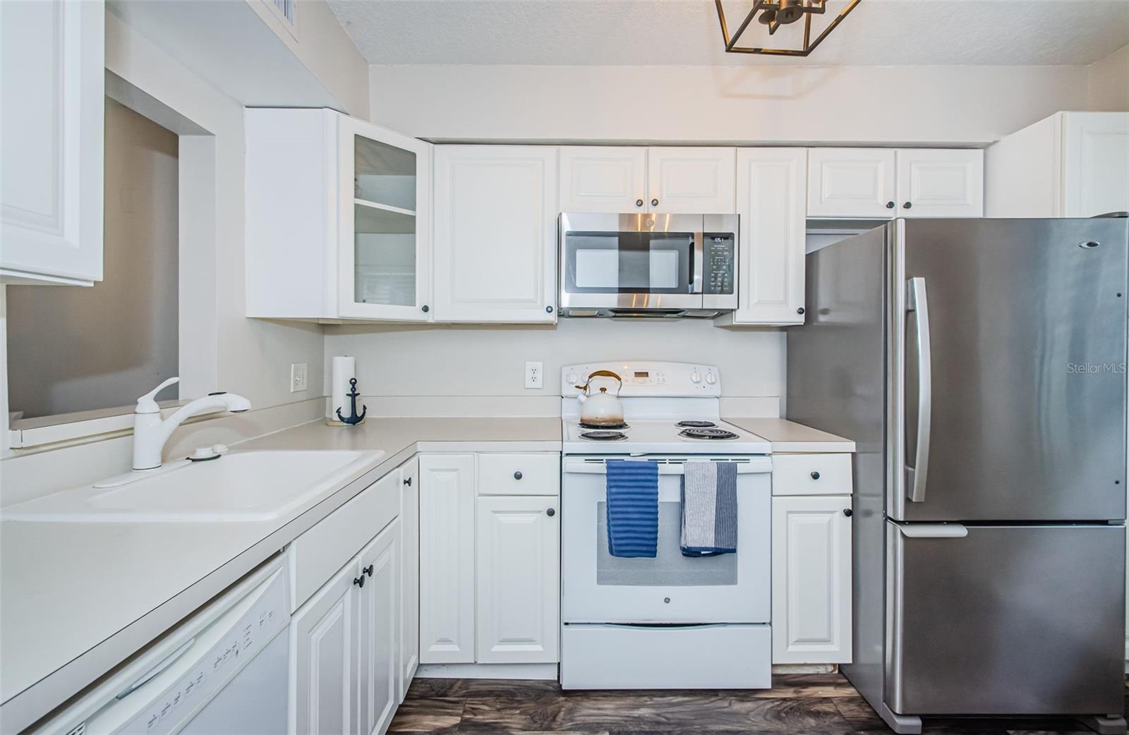 Image 4 of 56 For 3716 Trophy Boulevard 3716