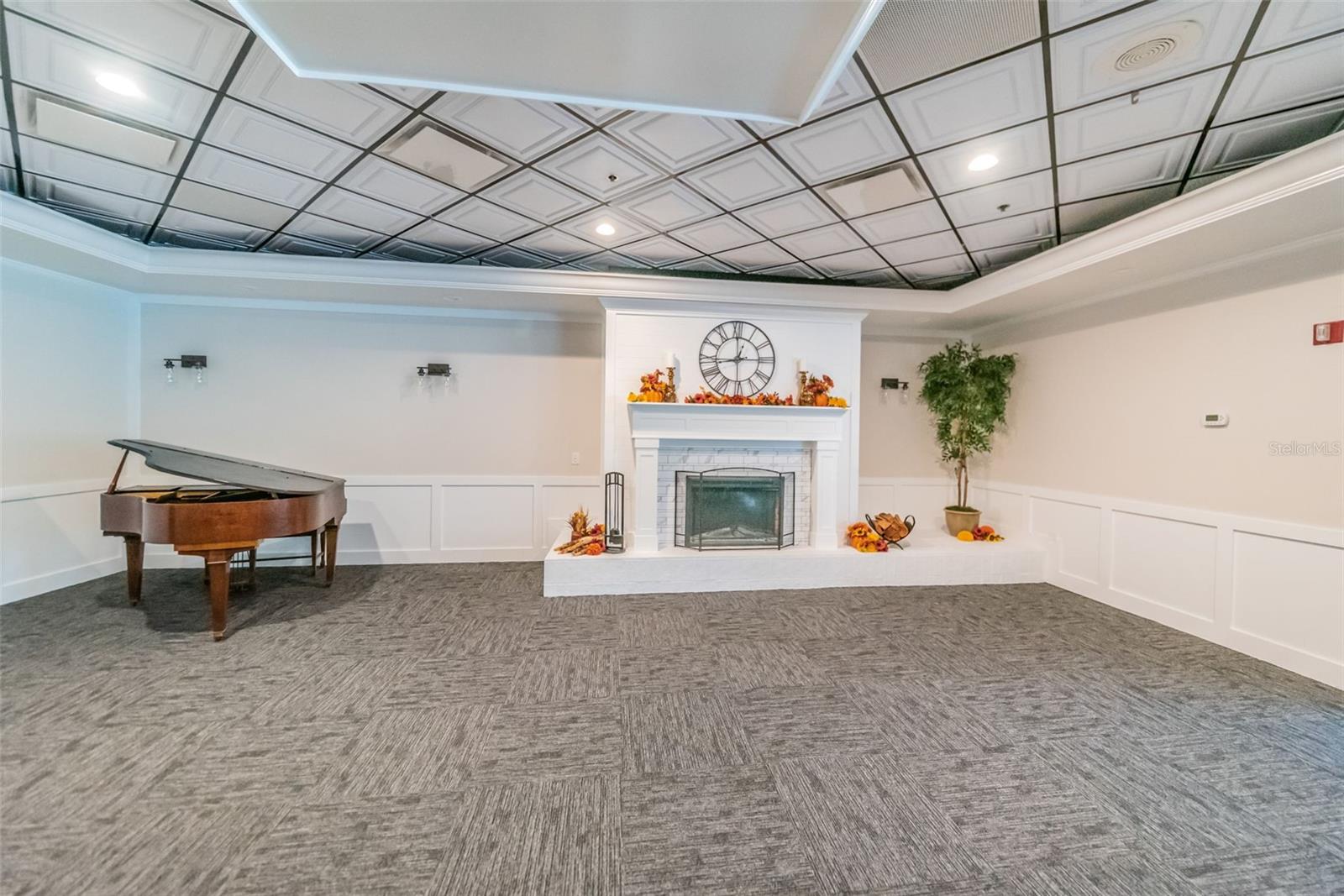 Image 43 of 56 For 3716 Trophy Boulevard 3716