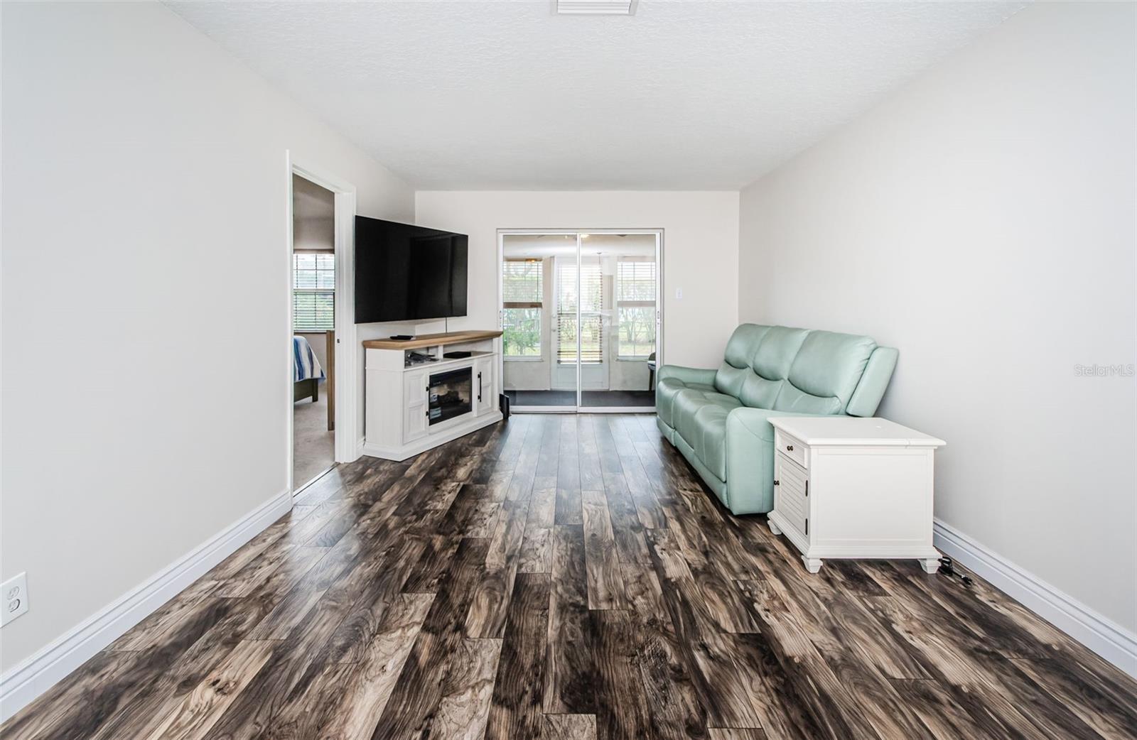 Image 8 of 56 For 3716 Trophy Boulevard 3716