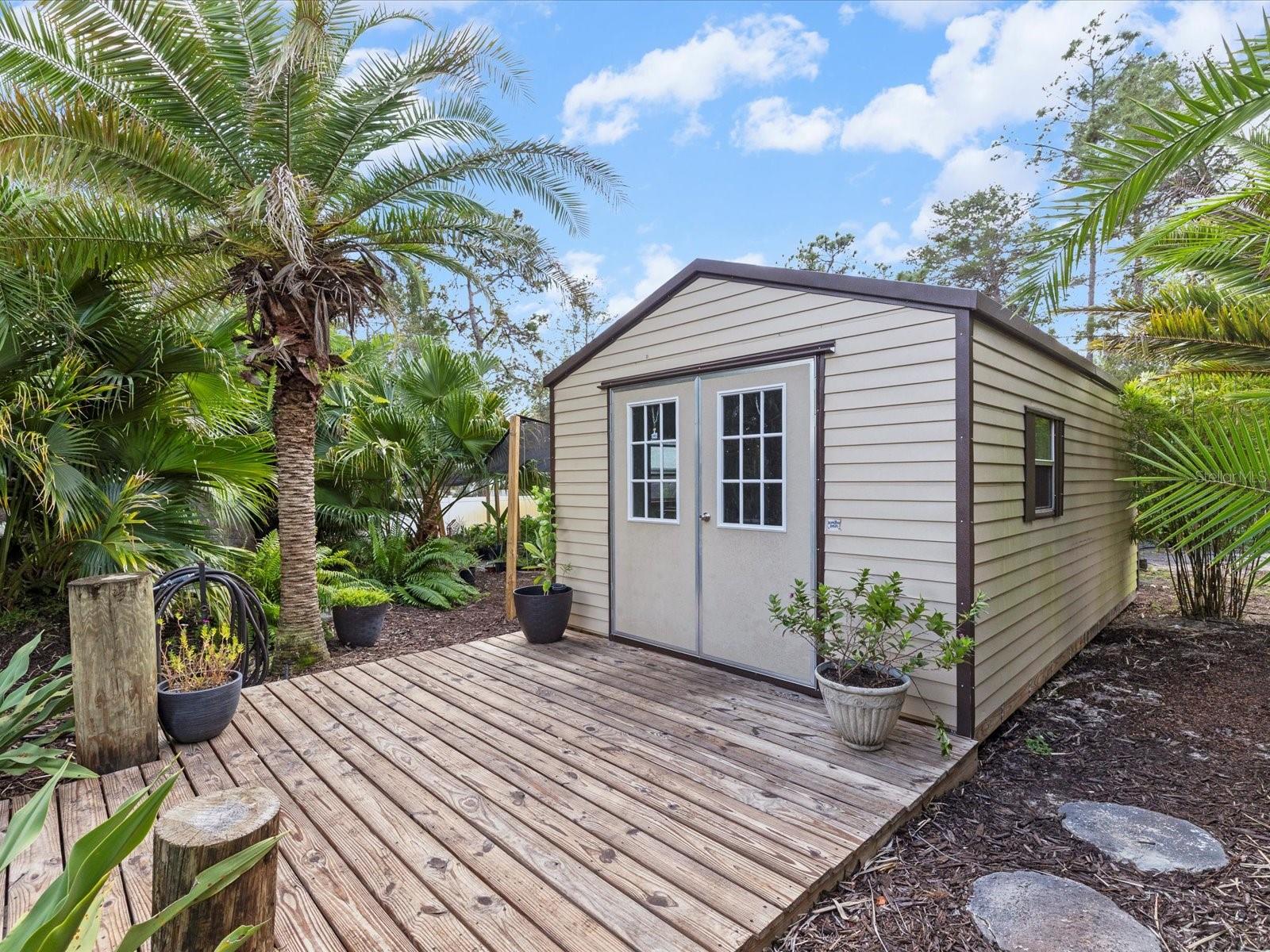 Listing photo id 12 for 9027 Mavis Road