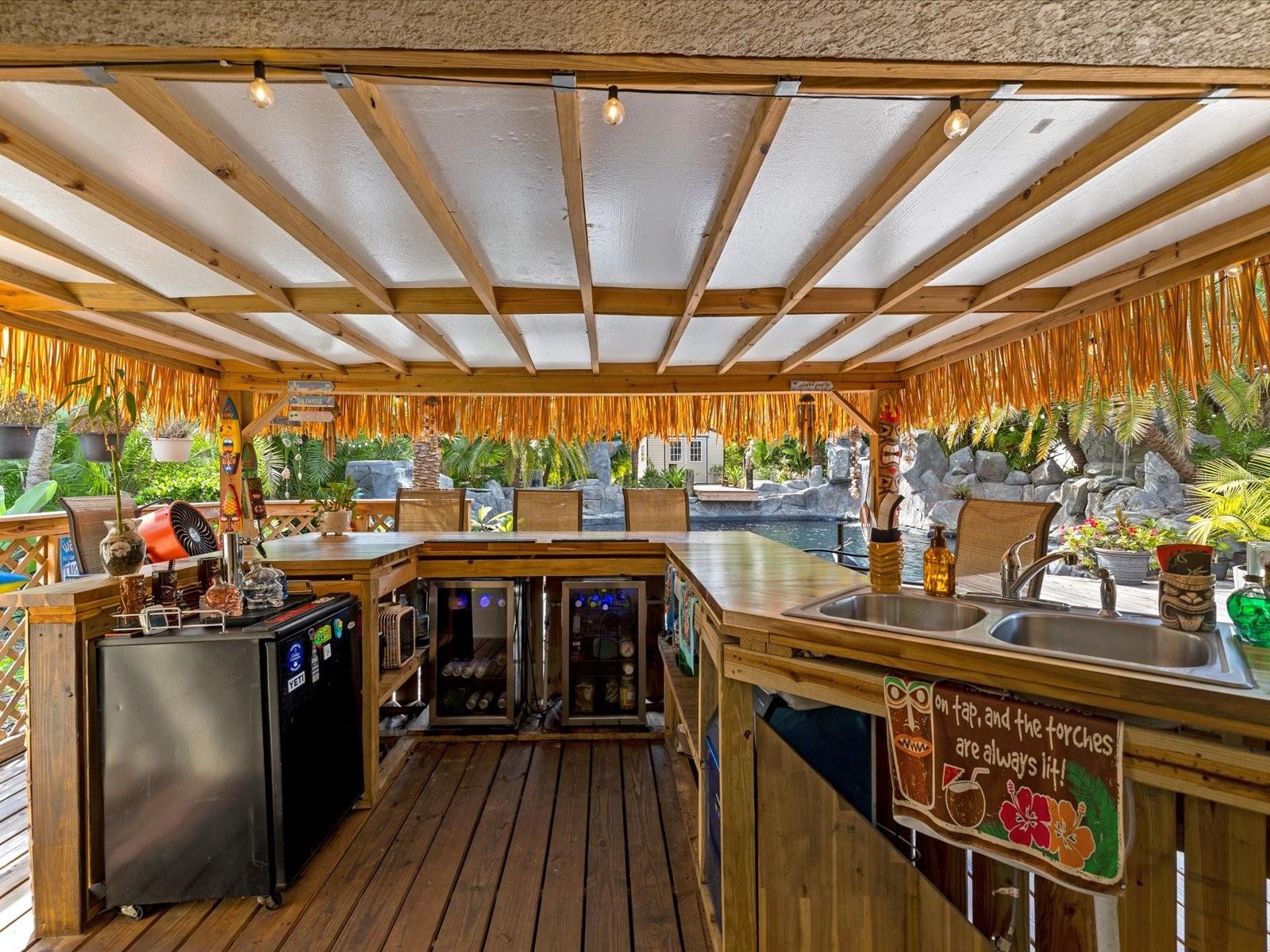 Listing photo id 1 for 9027 Mavis Road