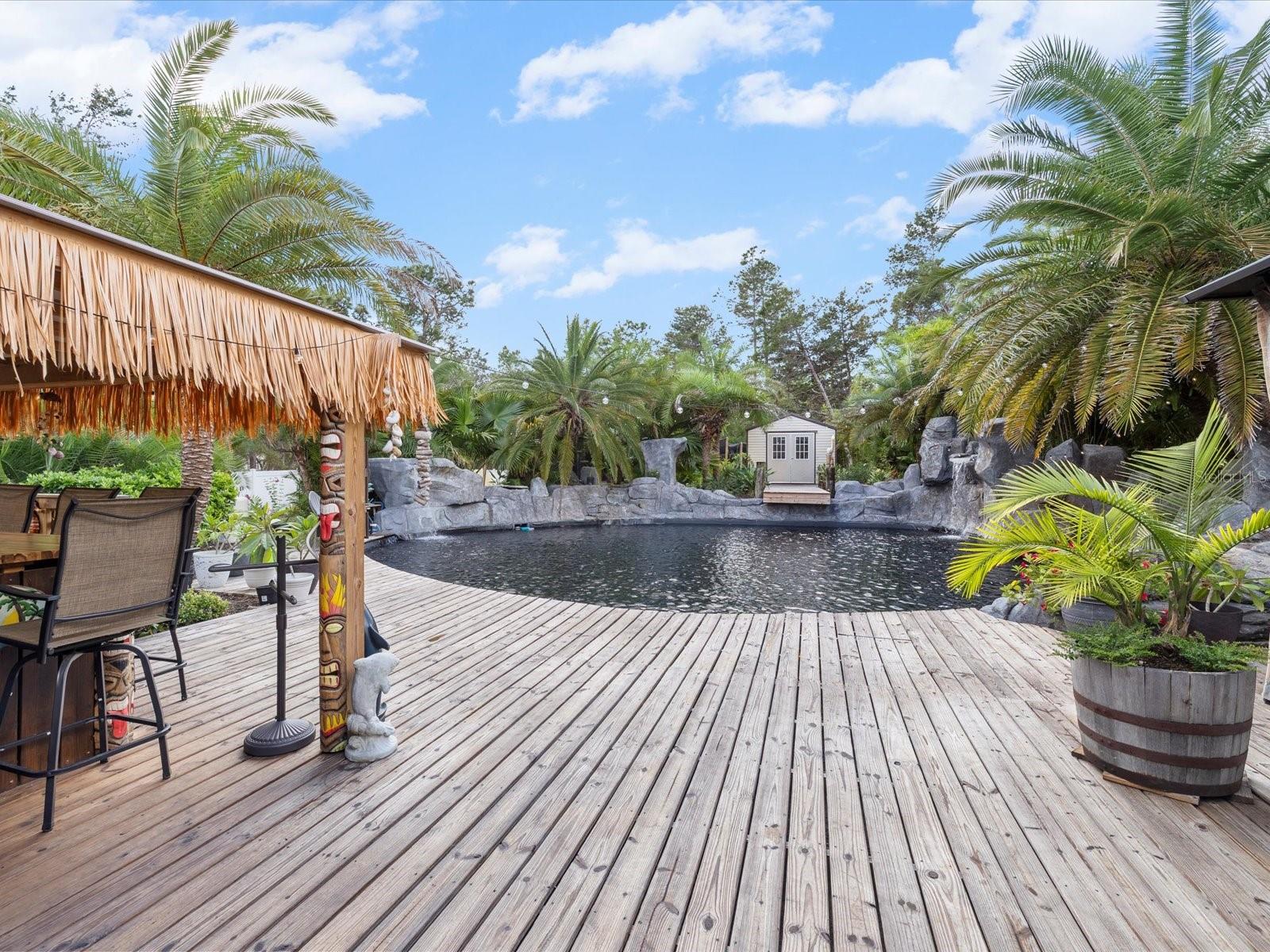 Listing photo id 51 for 9027 Mavis Road