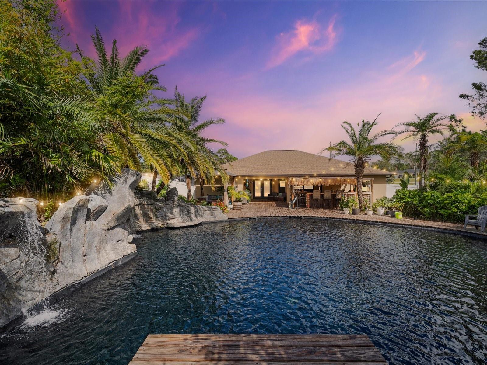 Listing photo id 6 for 9027 Mavis Road