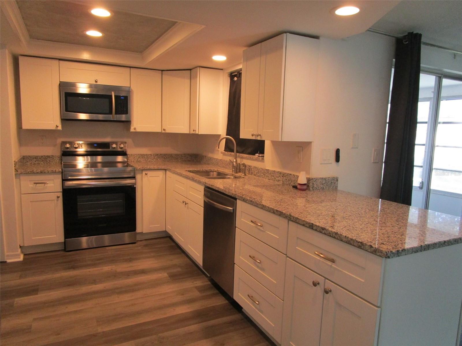 Image 6 of 38 For 7226 San Moritz Drive