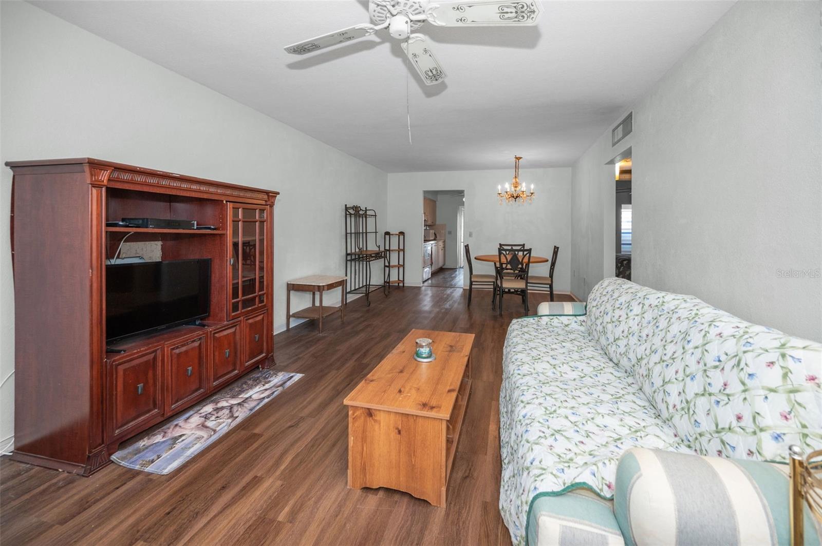 Image 10 of 47 For 5155 9th Avenue N 104