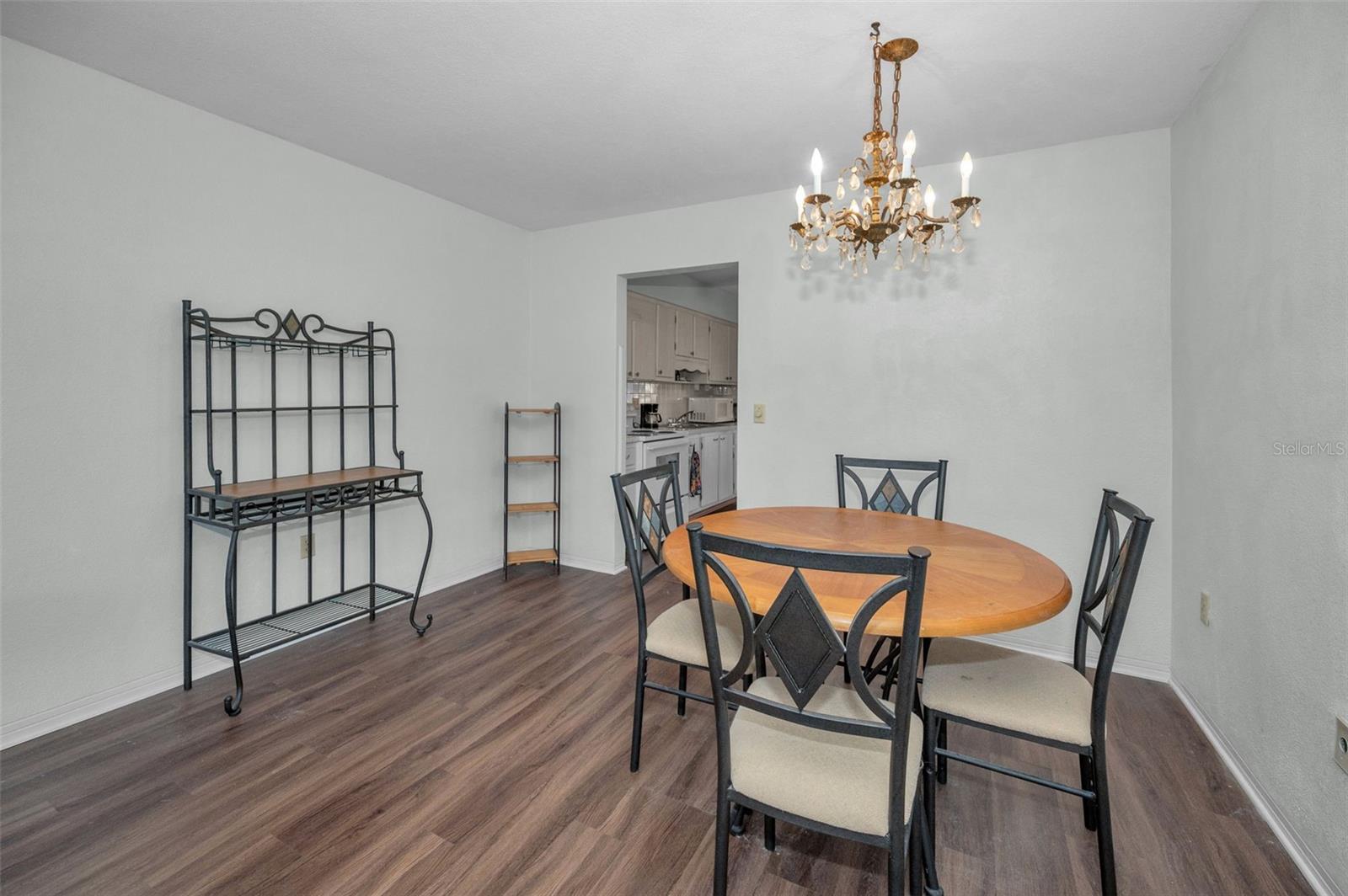 Image 15 of 47 For 5155 9th Avenue N 104