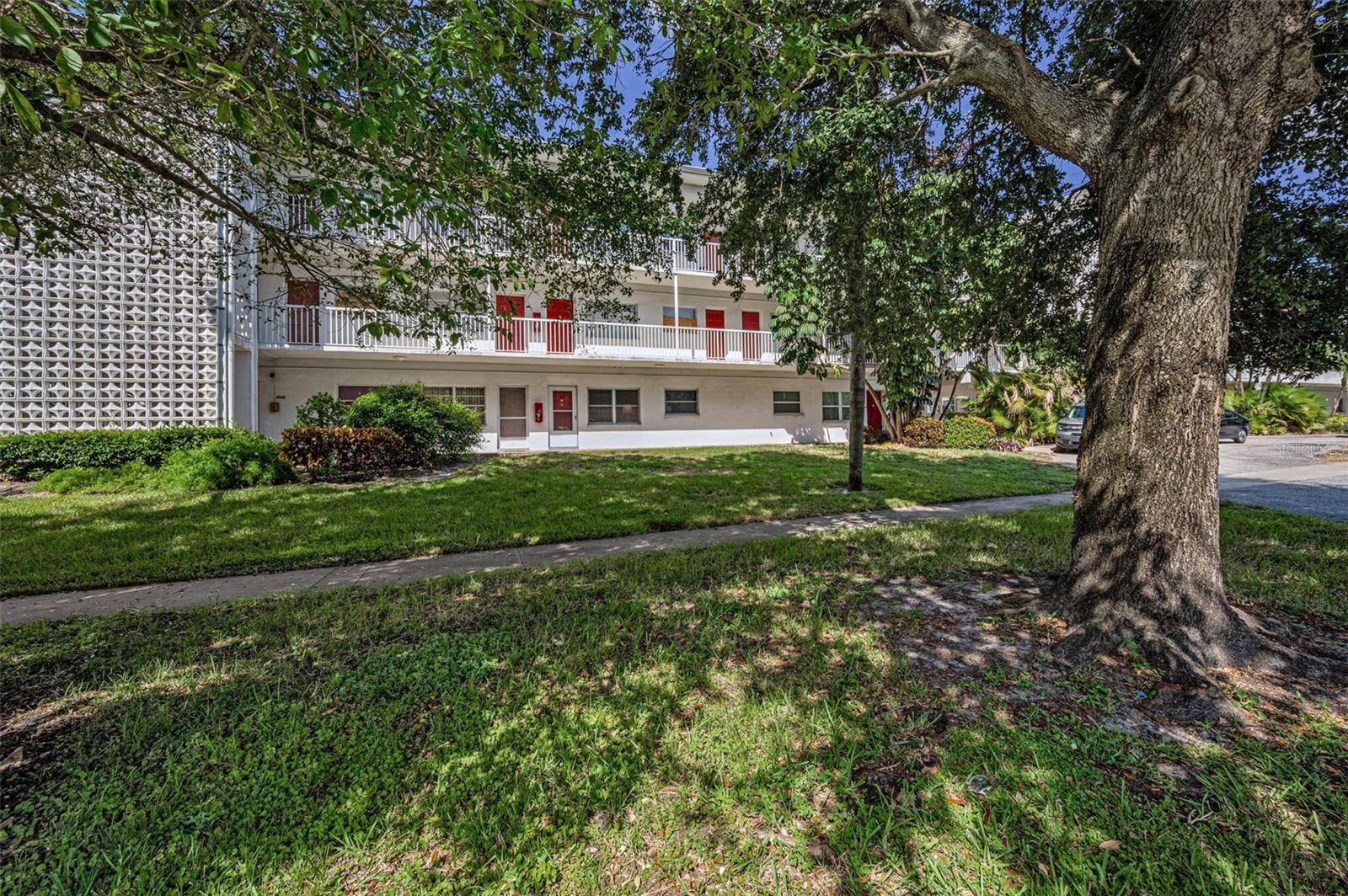 Image 42 of 47 For 5155 9th Avenue N 104