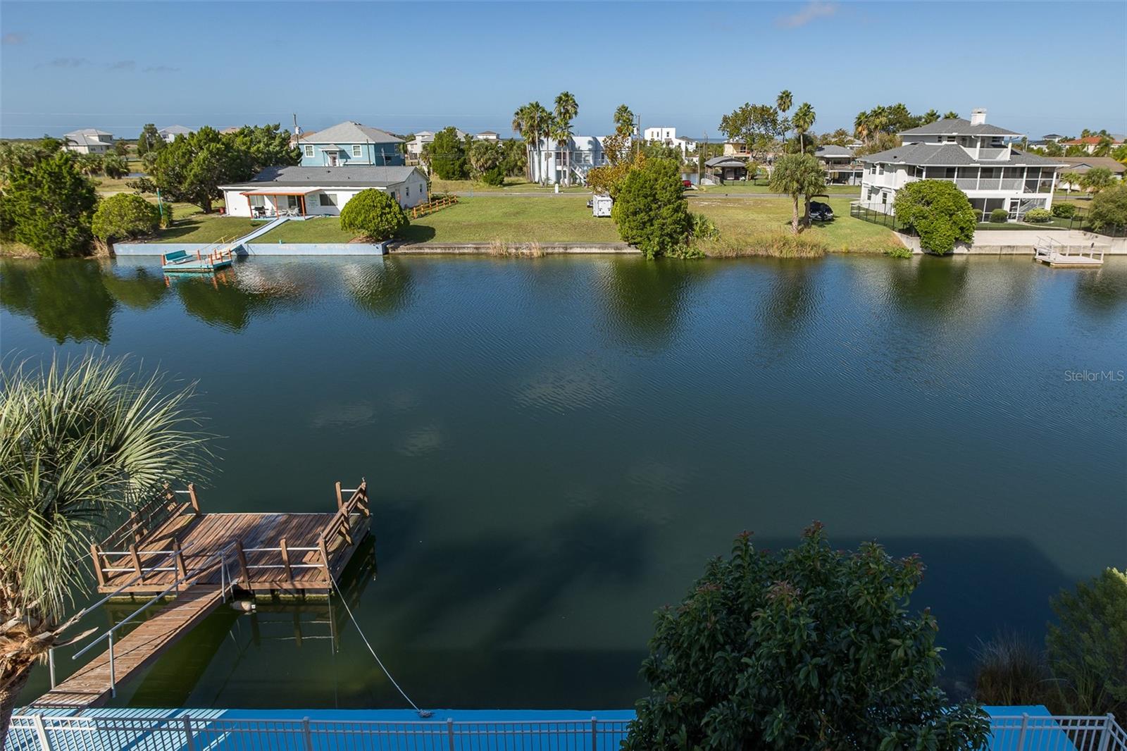 Image 17 of 98 For 3271 Hibiscus Drive