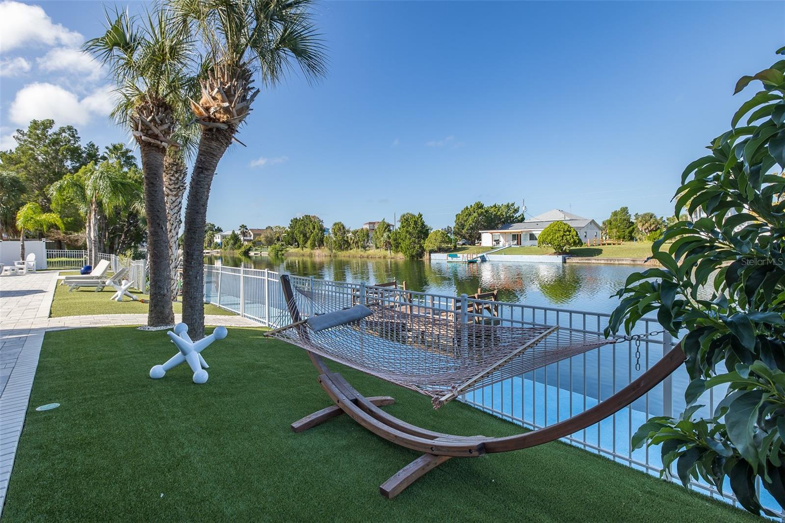 Image 18 of 98 For 3271 Hibiscus Drive
