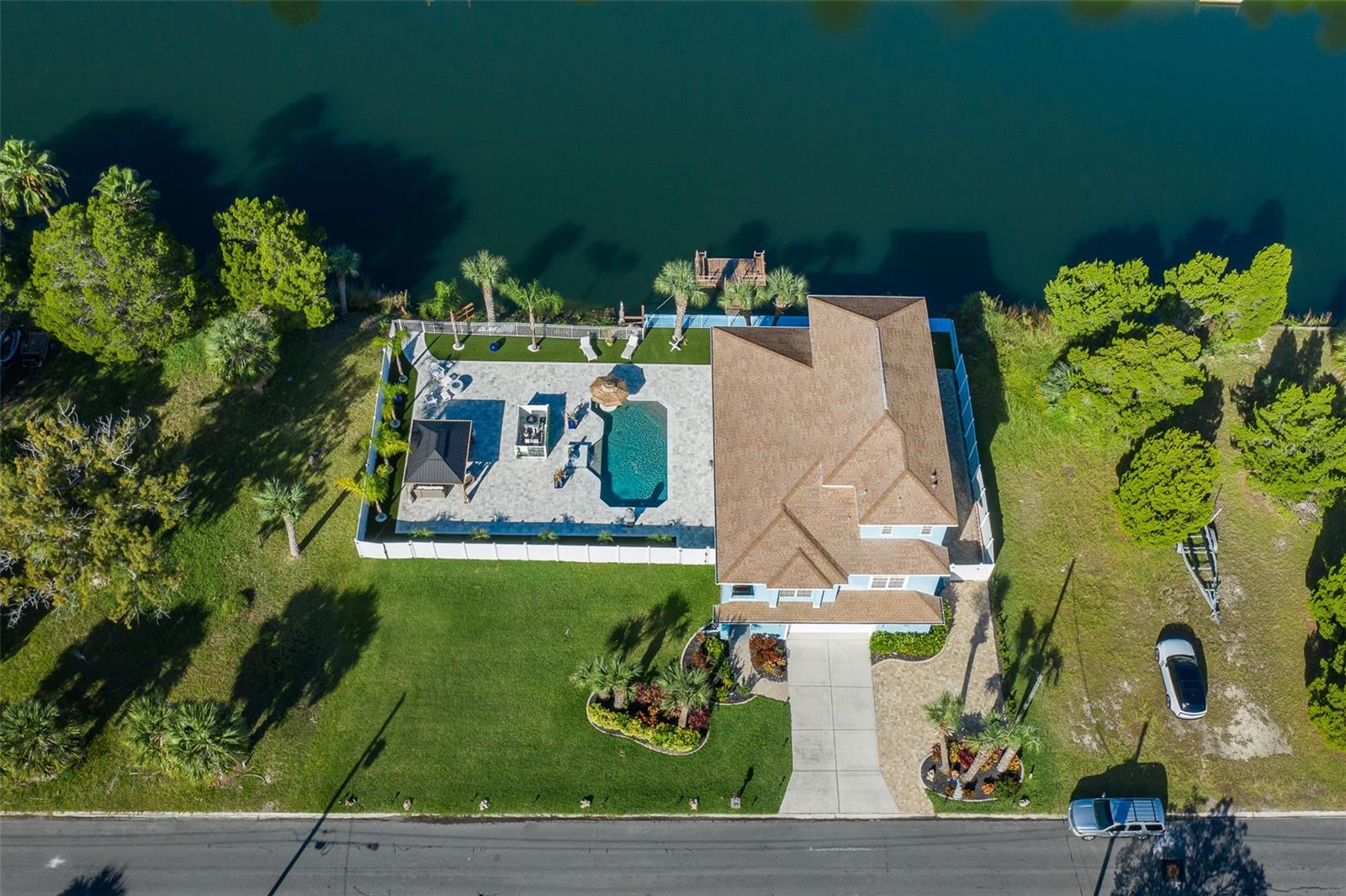Image 3 of 98 For 3271 Hibiscus Drive
