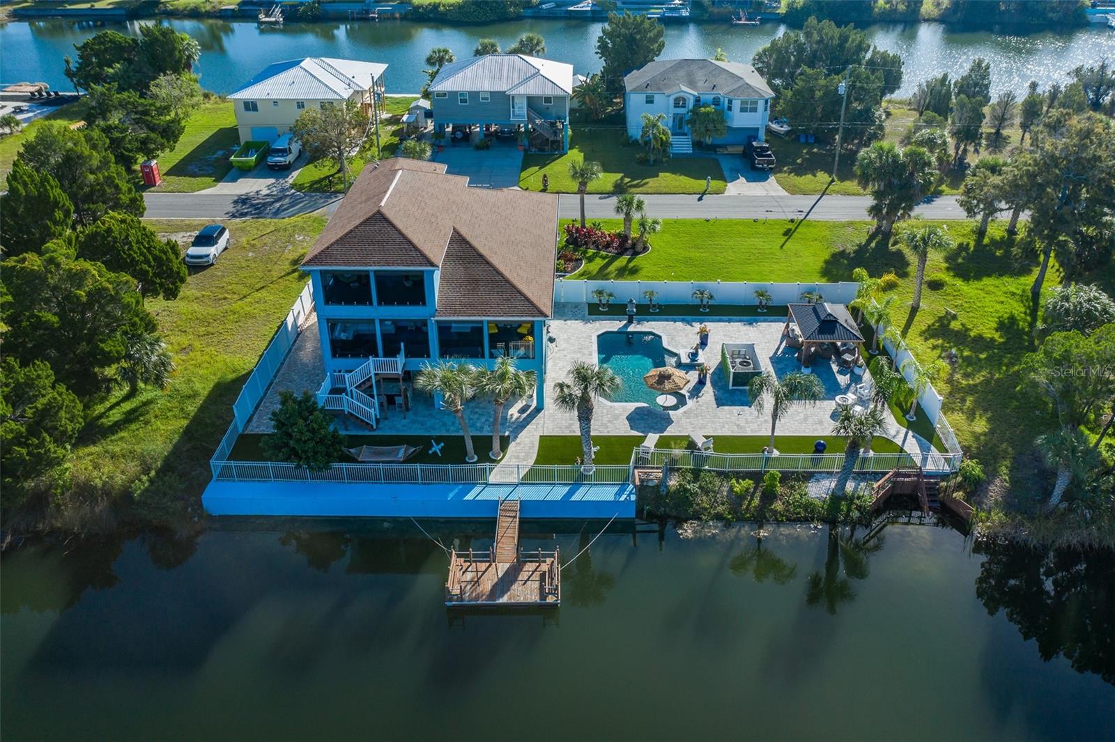 Image 4 of 98 For 3271 Hibiscus Drive