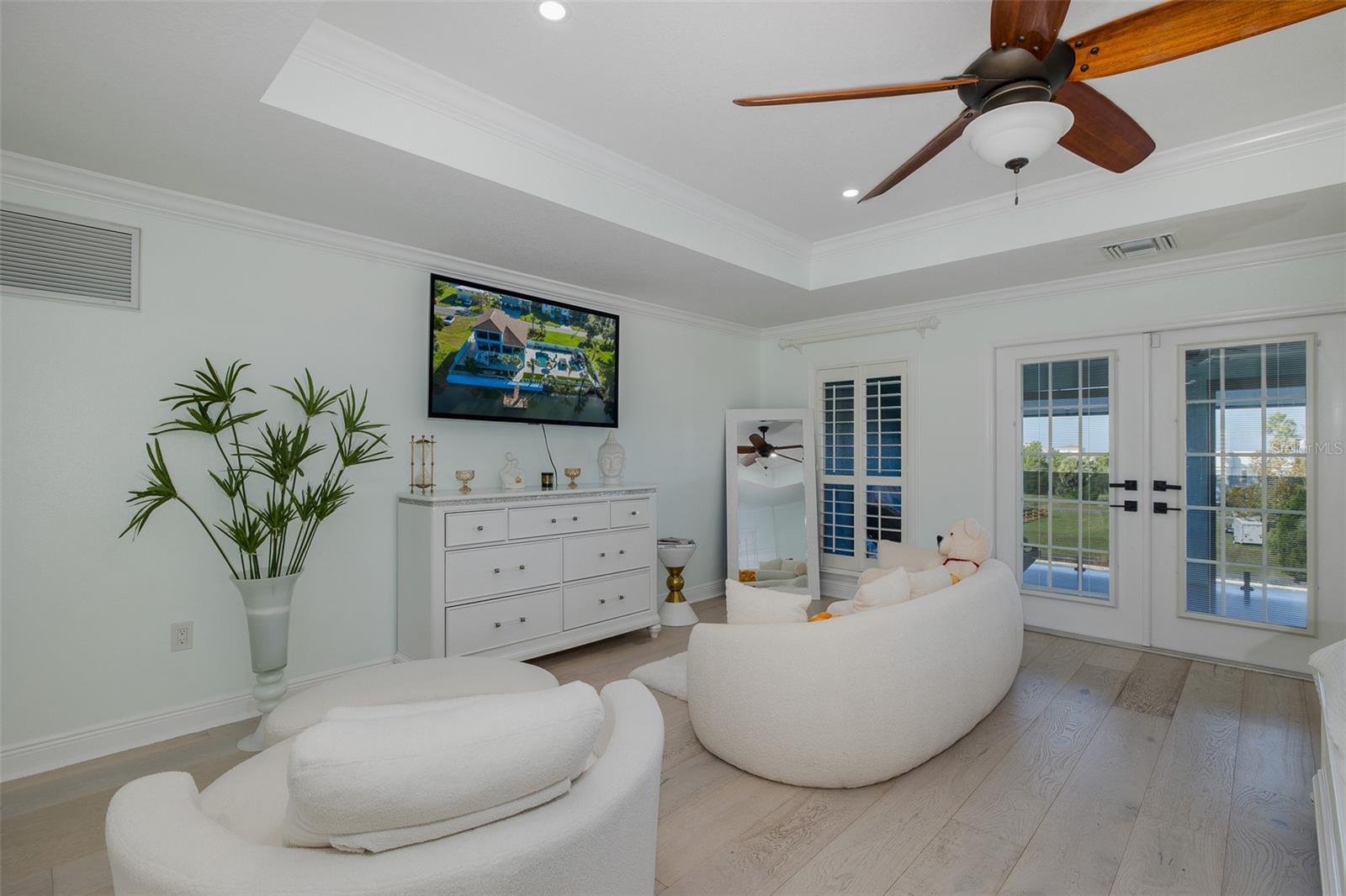 Image 46 of 98 For 3271 Hibiscus Drive