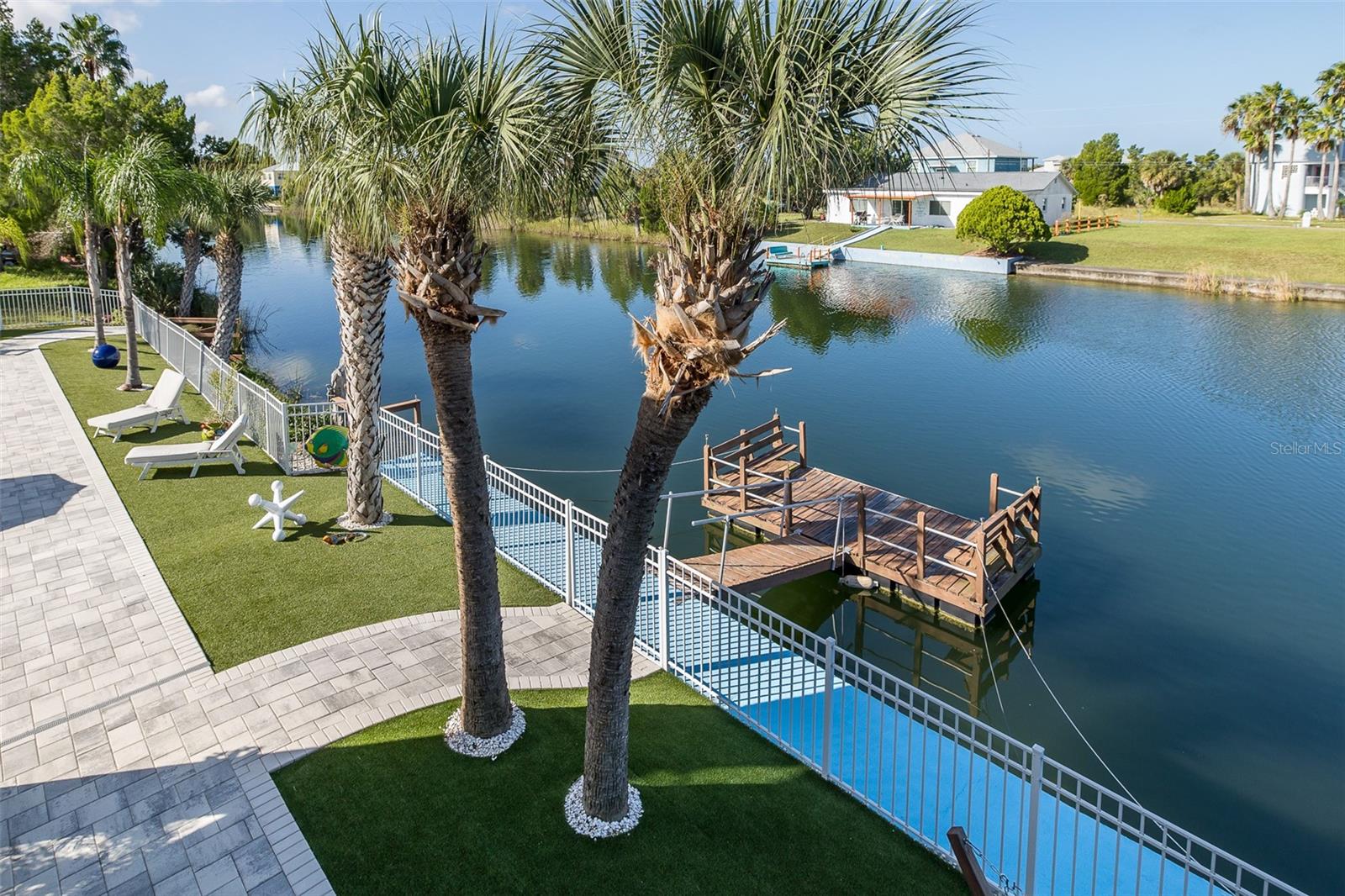 Image 8 of 98 For 3271 Hibiscus Drive