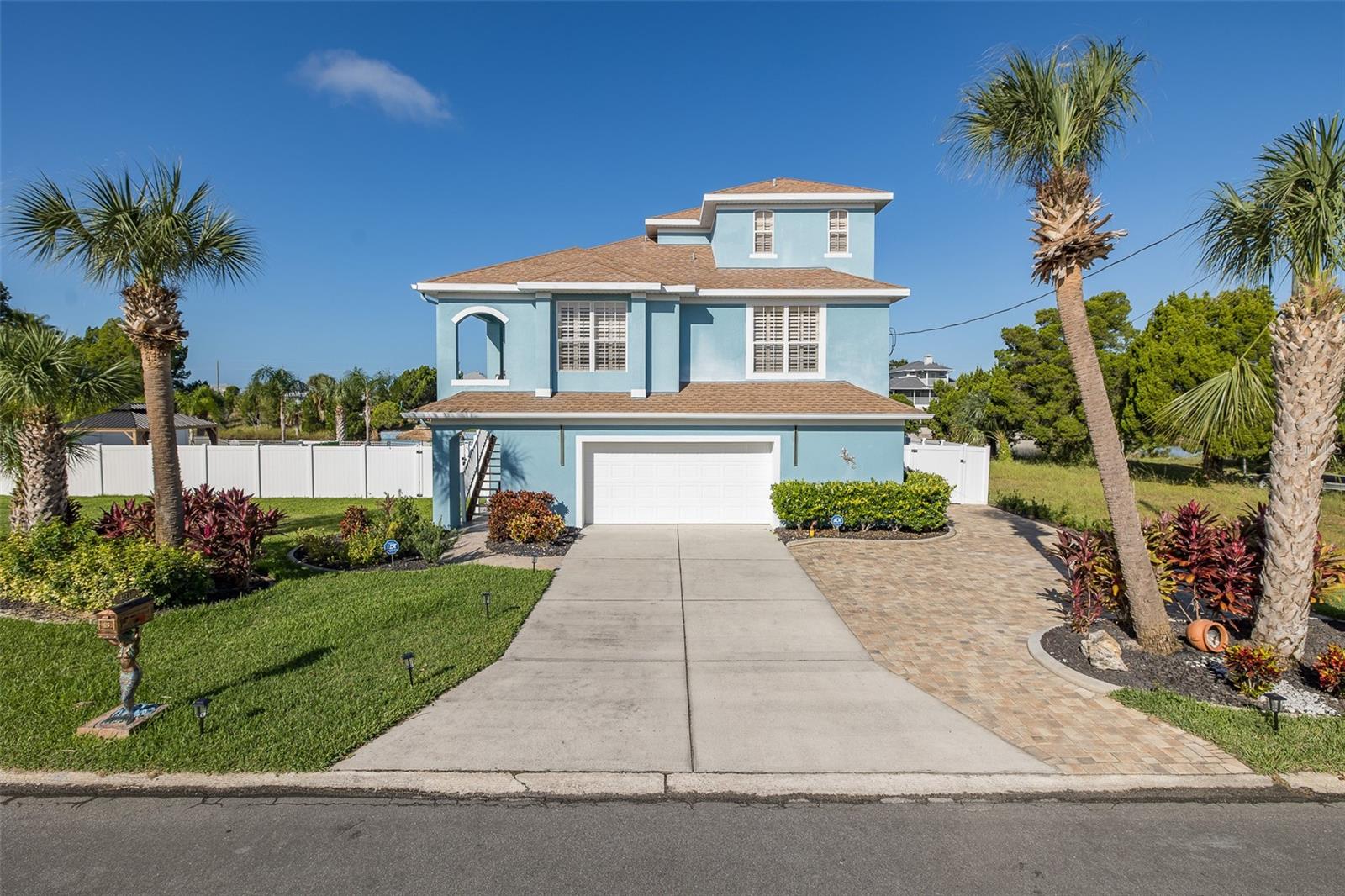 Image 86 of 98 For 3271 Hibiscus Drive
