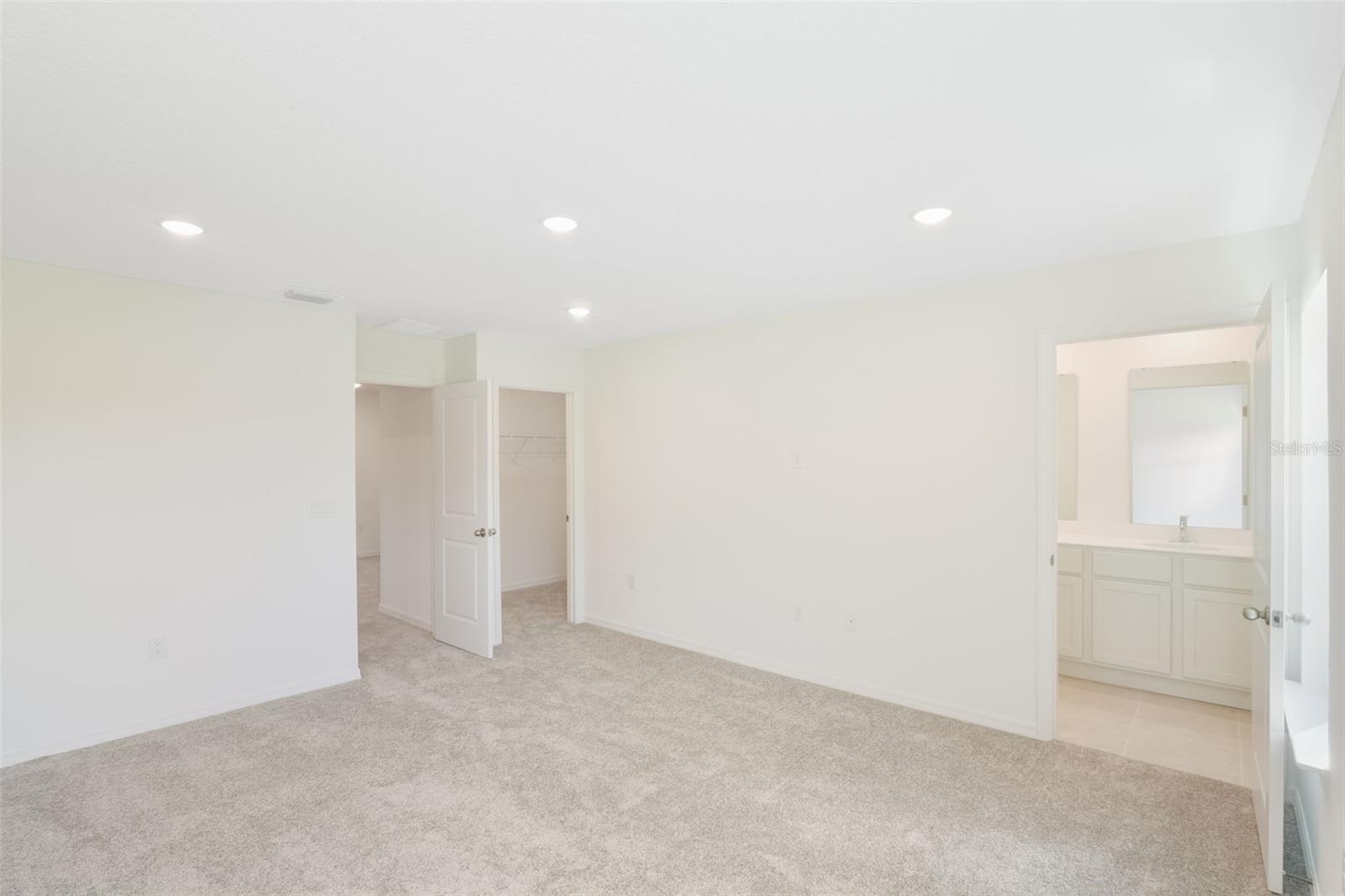 Image 16 of 76 For 1145 Red Buckeye Court