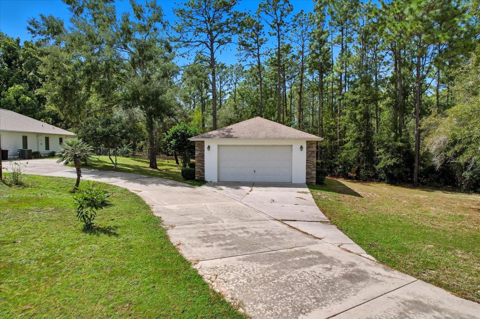 Image 68 of 84 For 2888 Verbena Place