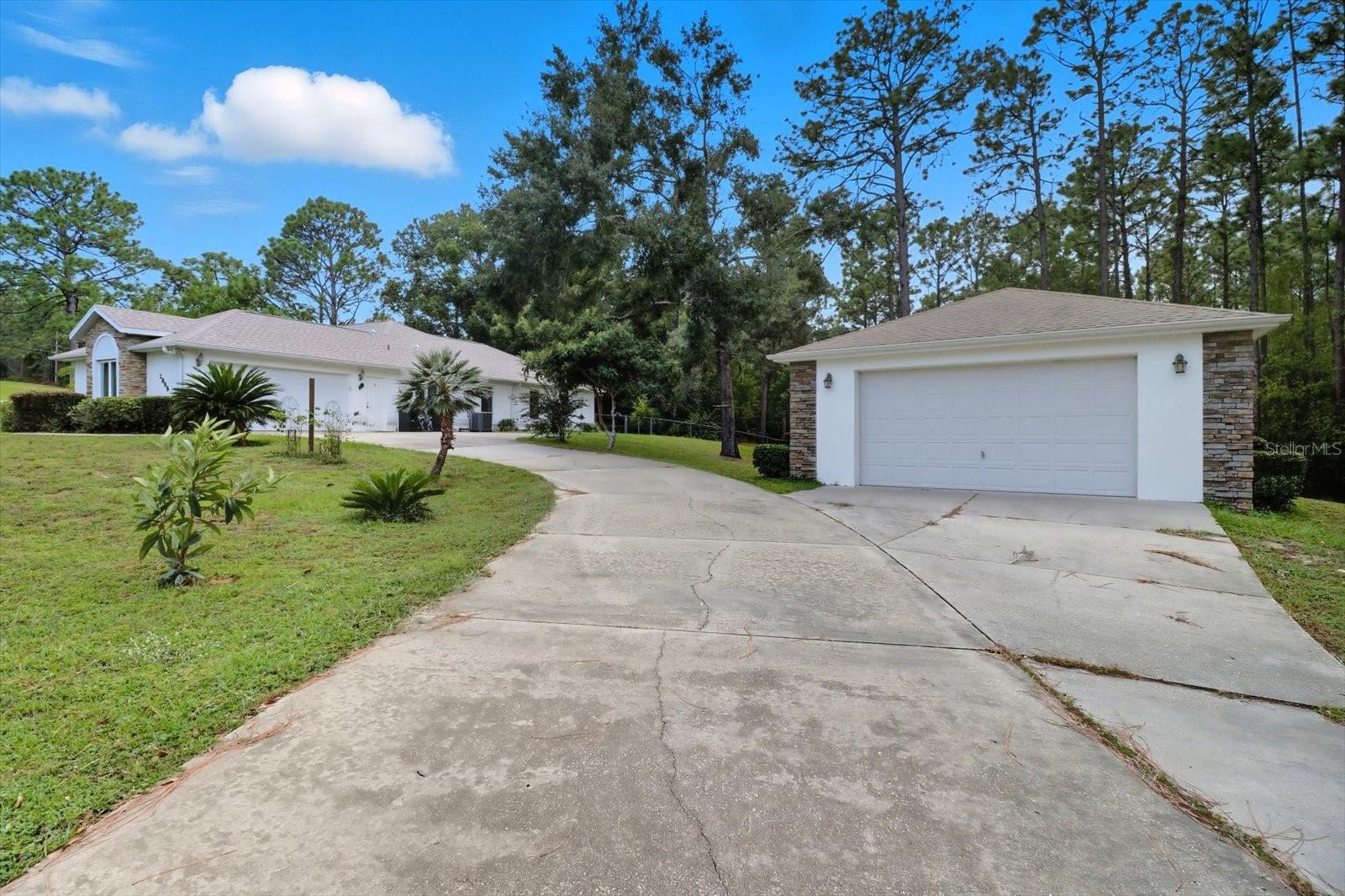 Image 69 of 84 For 2888 Verbena Place