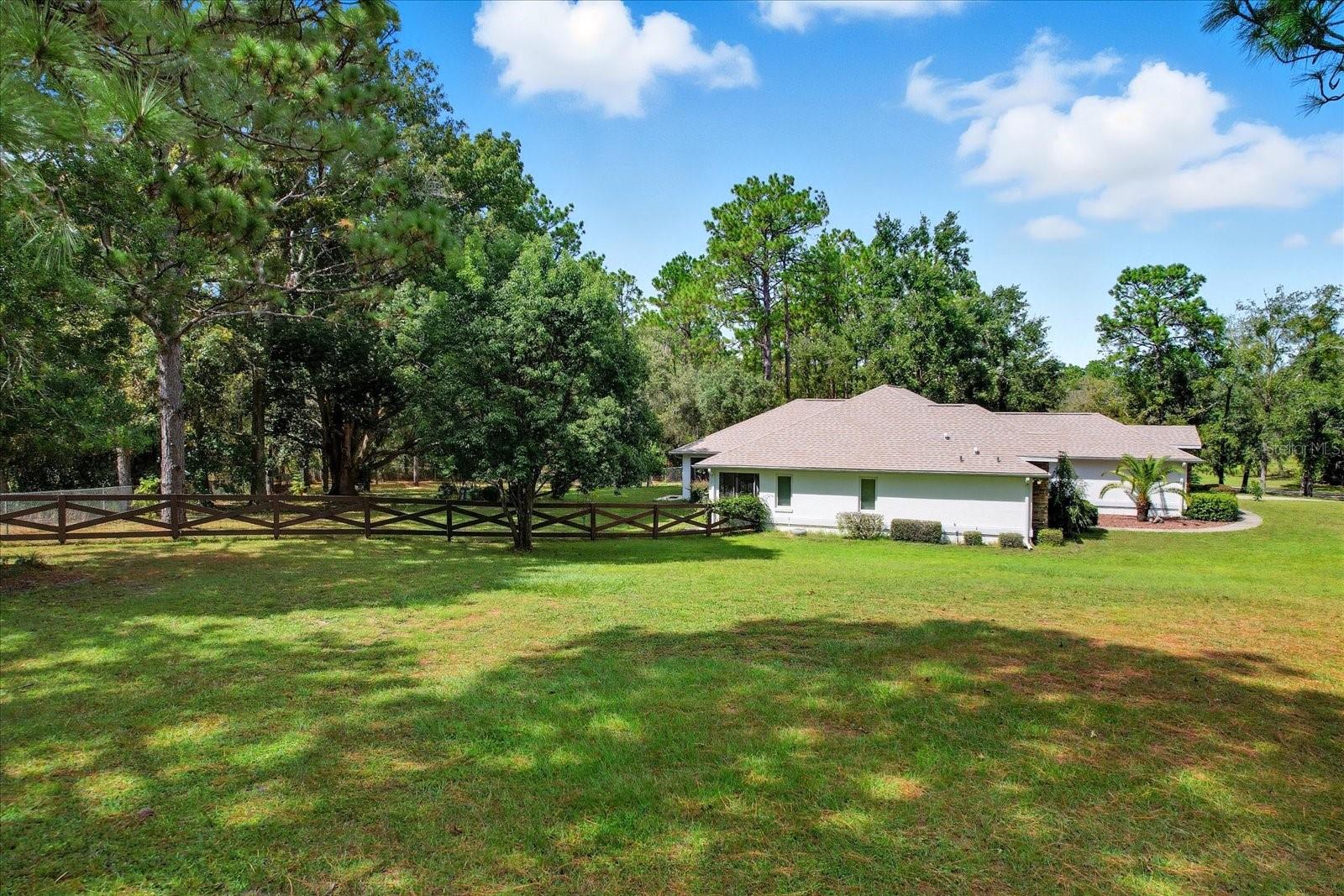 Image 76 of 84 For 2888 Verbena Place