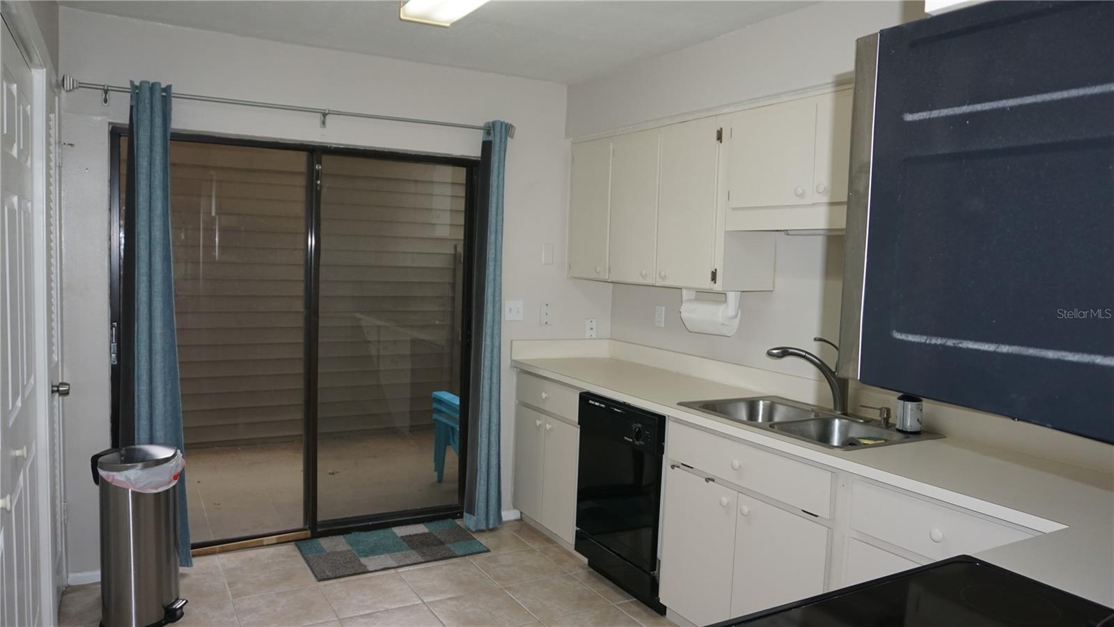 Image 7 of 31 For 13012 Wedgewood Way A