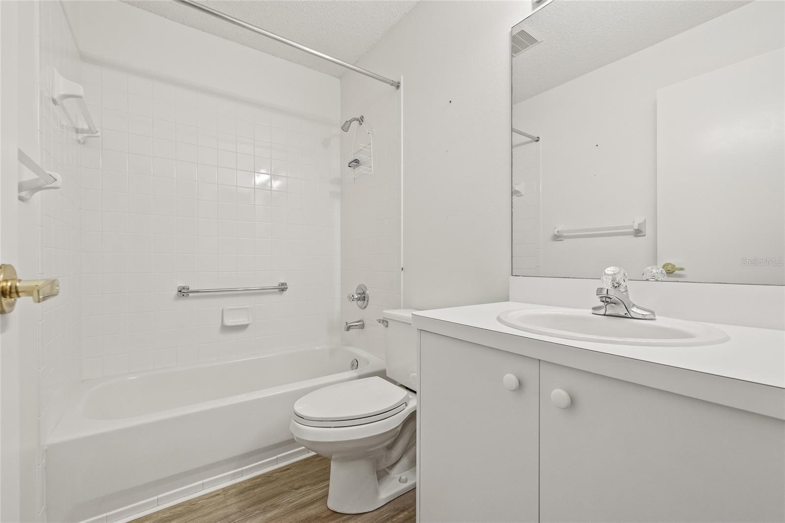 Image 13 of 49 For 7343 Willow Brook Drive