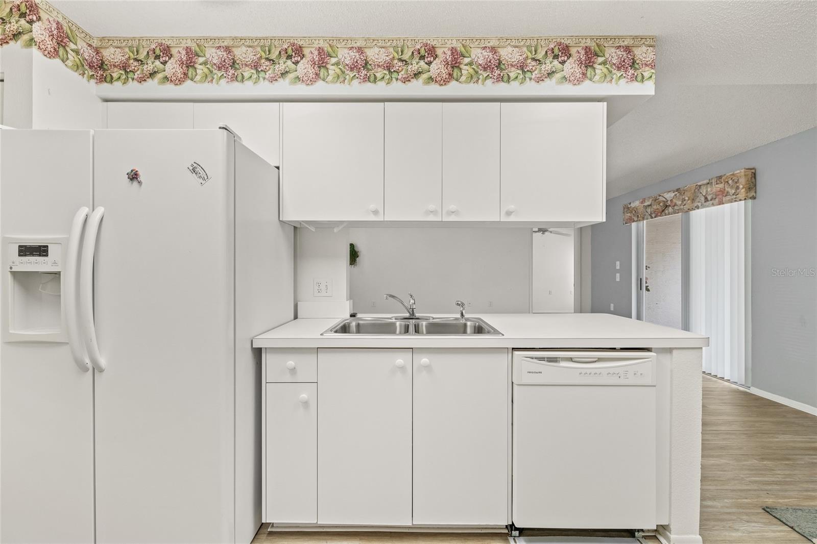 Image 22 of 49 For 7343 Willow Brook Drive