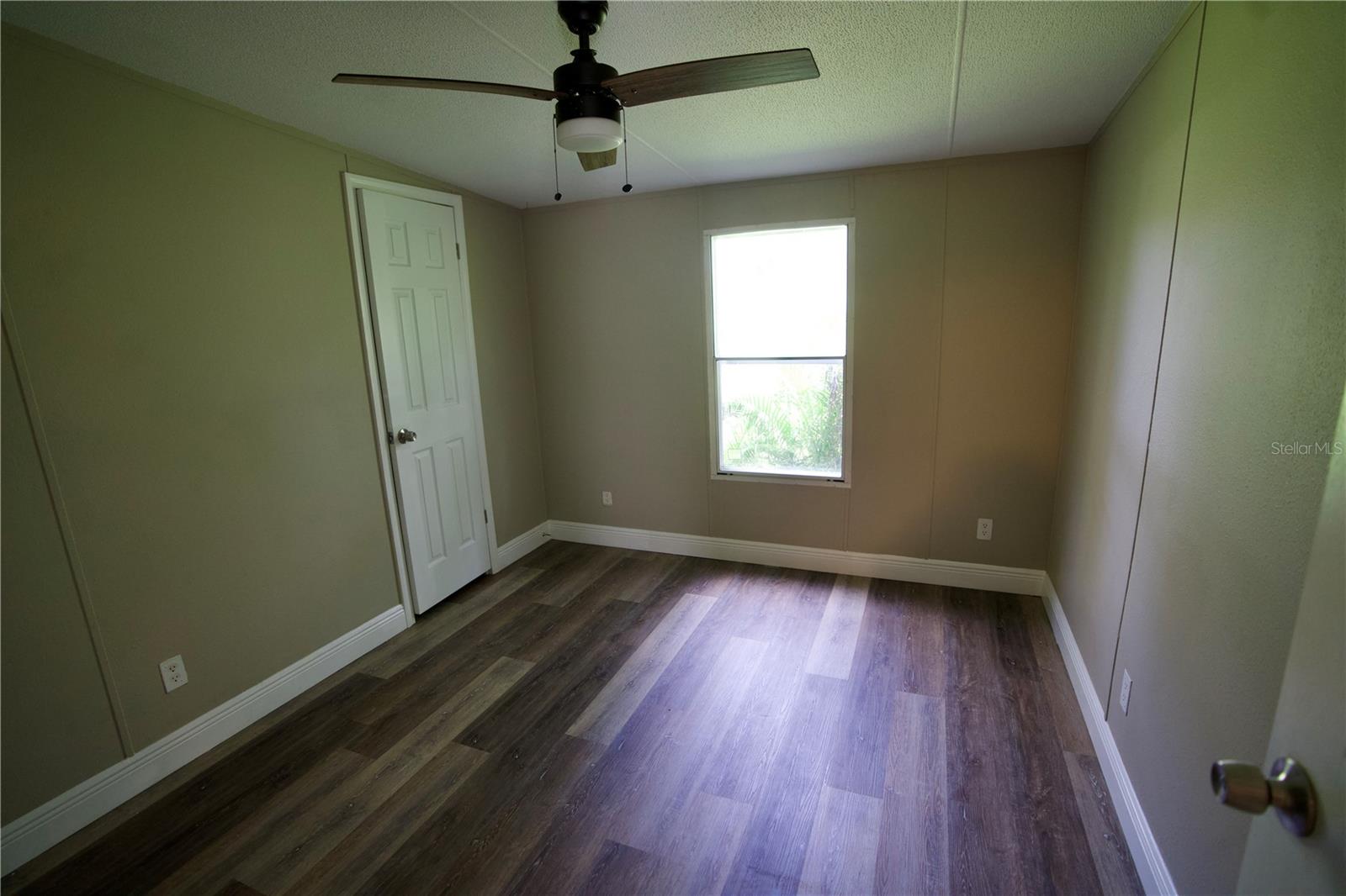 Listing photo id 12 for 10424 Tami Trail