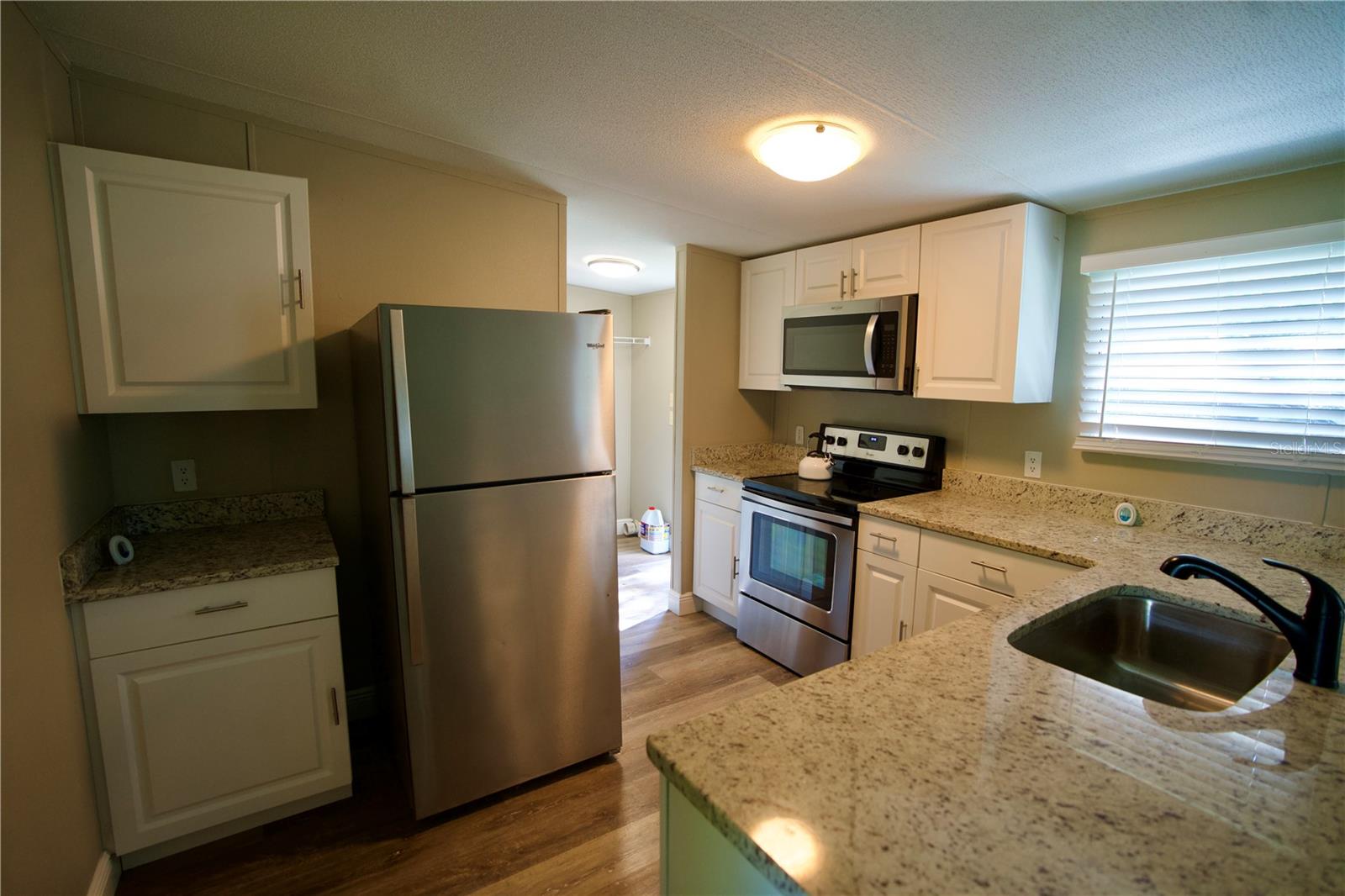 Listing photo id 20 for 10424 Tami Trail