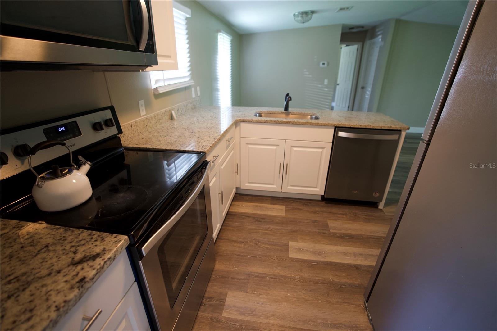 Listing photo id 30 for 10424 Tami Trail