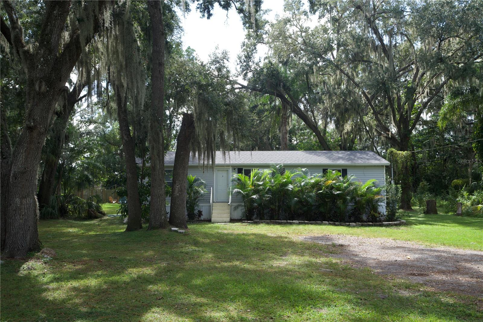 Listing photo id 36 for 10424 Tami Trail