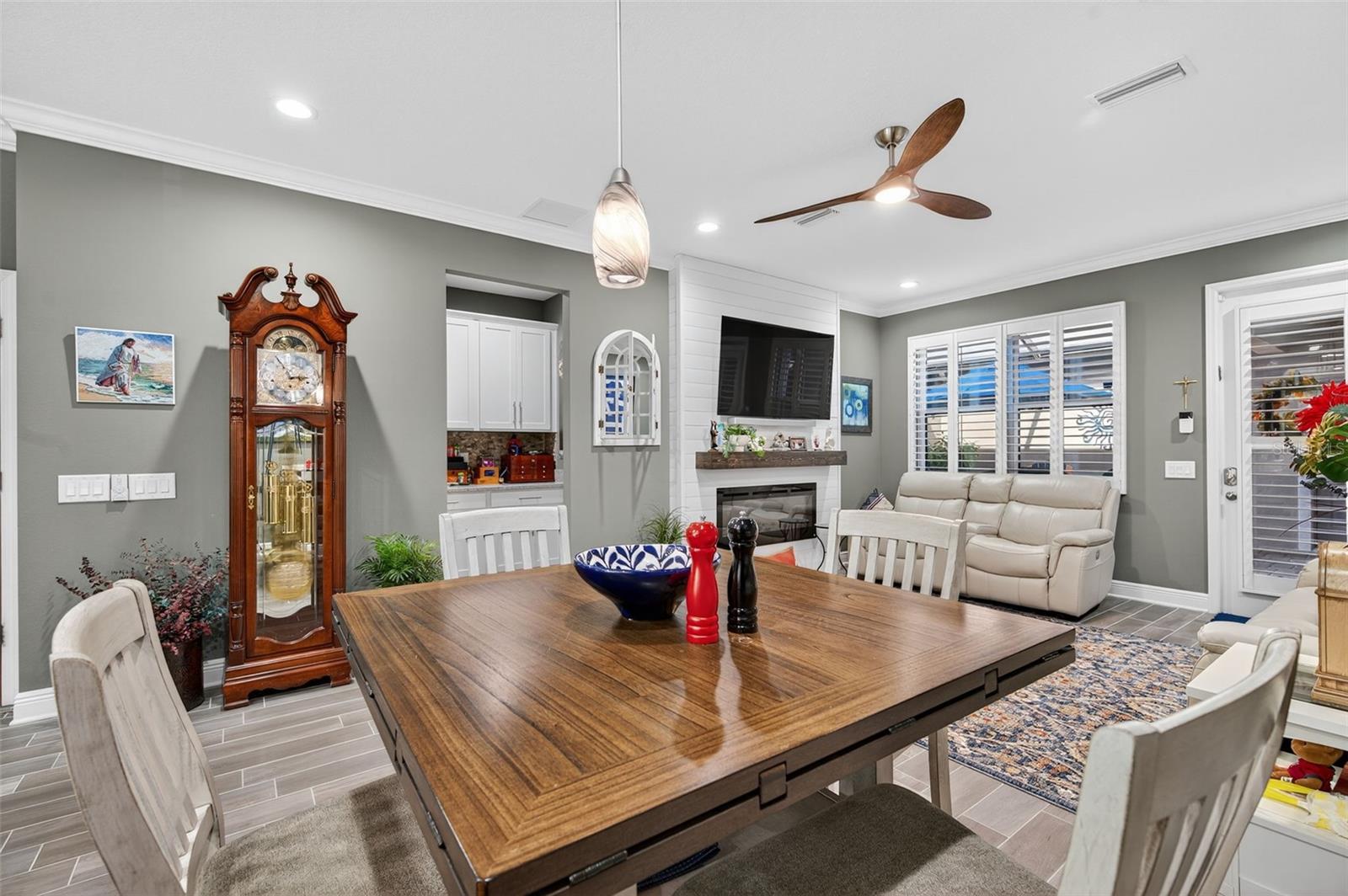 Image 16 of 48 For 13071 Batten Lane