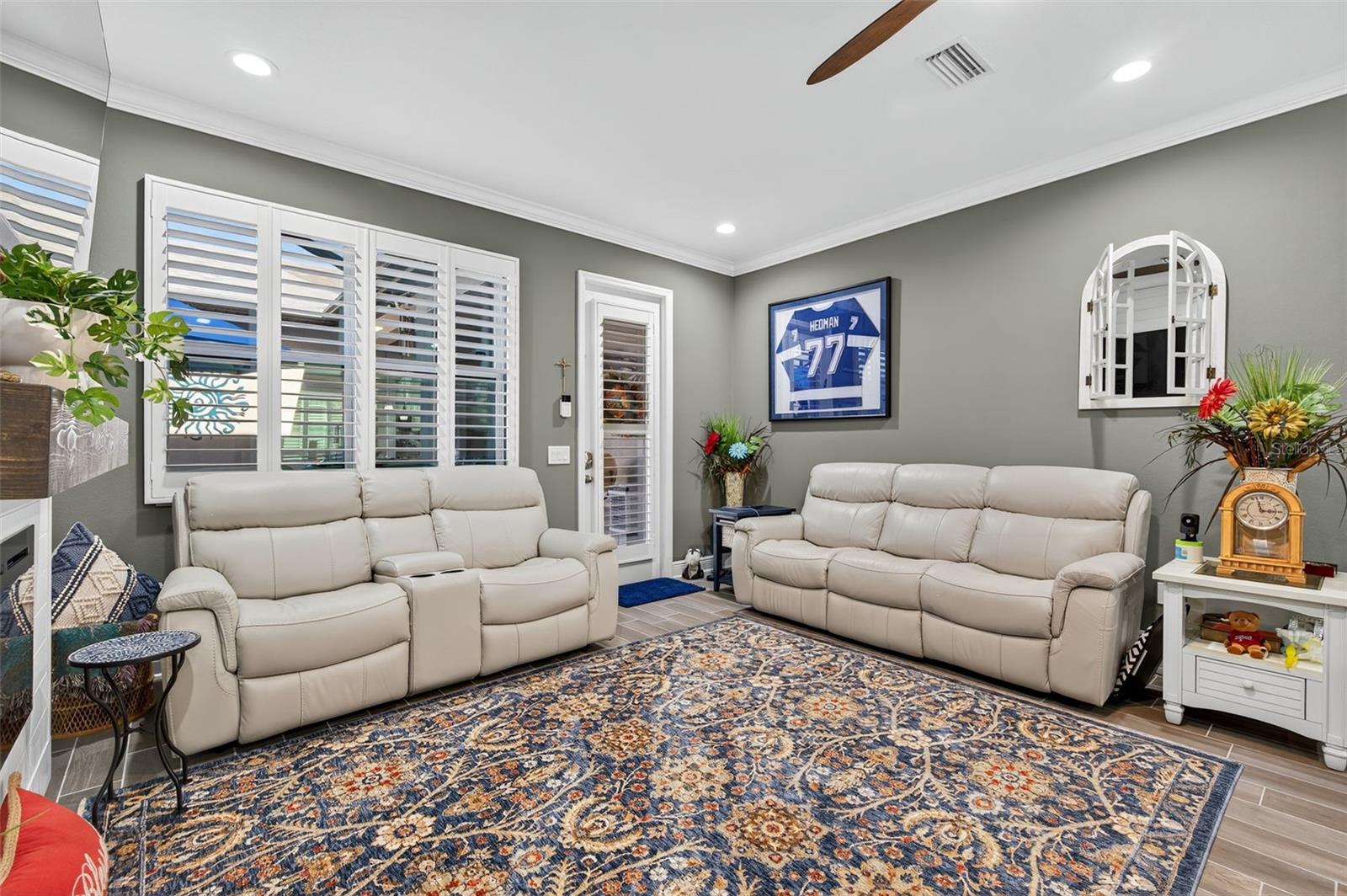 Image 19 of 48 For 13071 Batten Lane