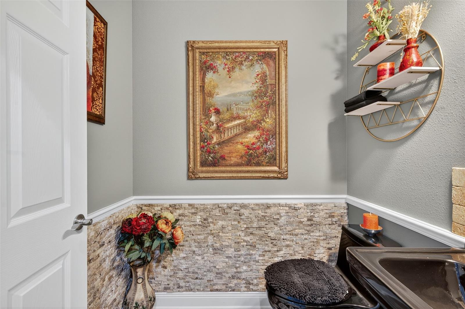 Image 20 of 48 For 13071 Batten Lane