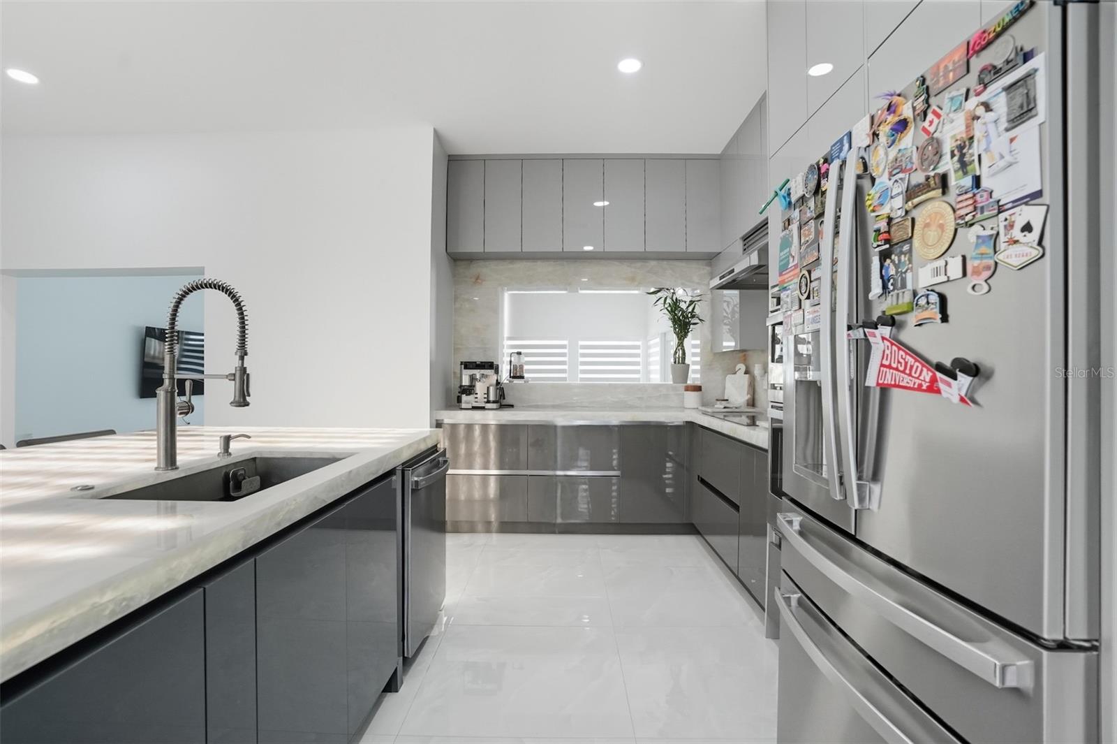 Image 12 of 60 For 7102 Hazelhurst Court