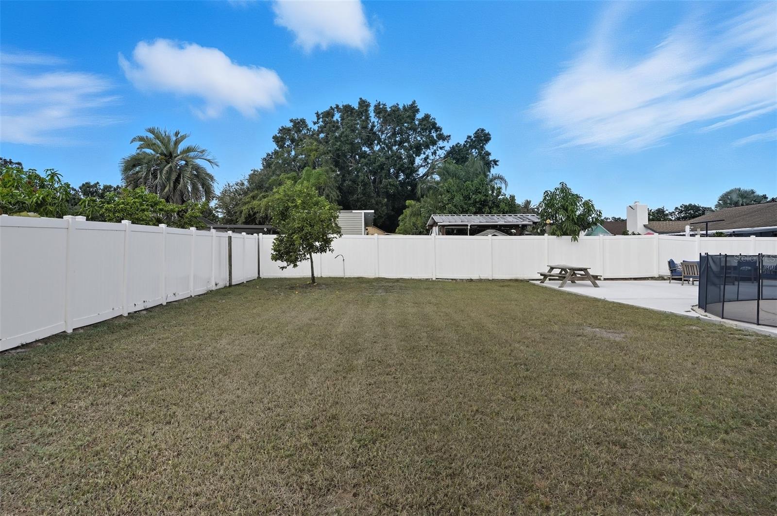 Image 47 of 60 For 7102 Hazelhurst Court