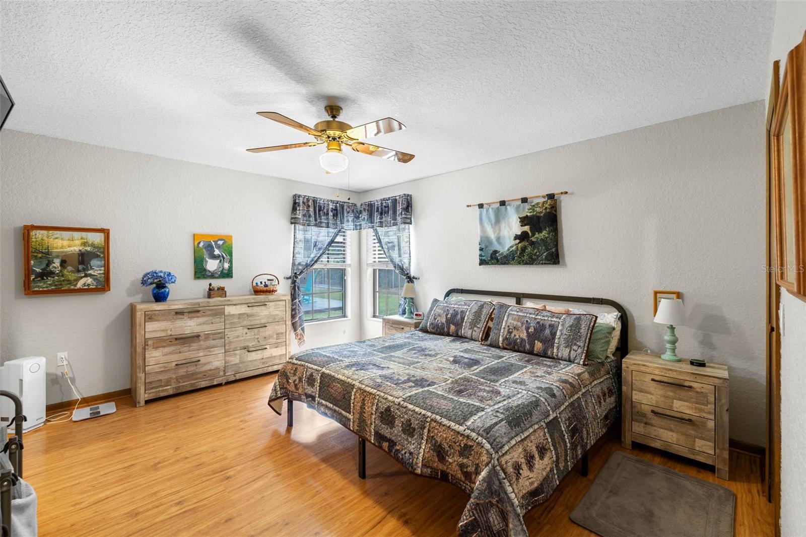 Image 14 of 70 For 9514 Eden Avenue