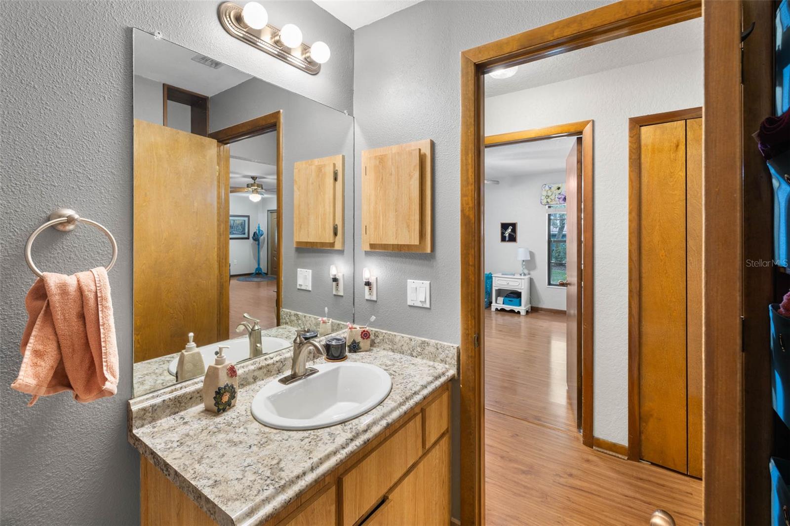 Image 19 of 70 For 9514 Eden Avenue