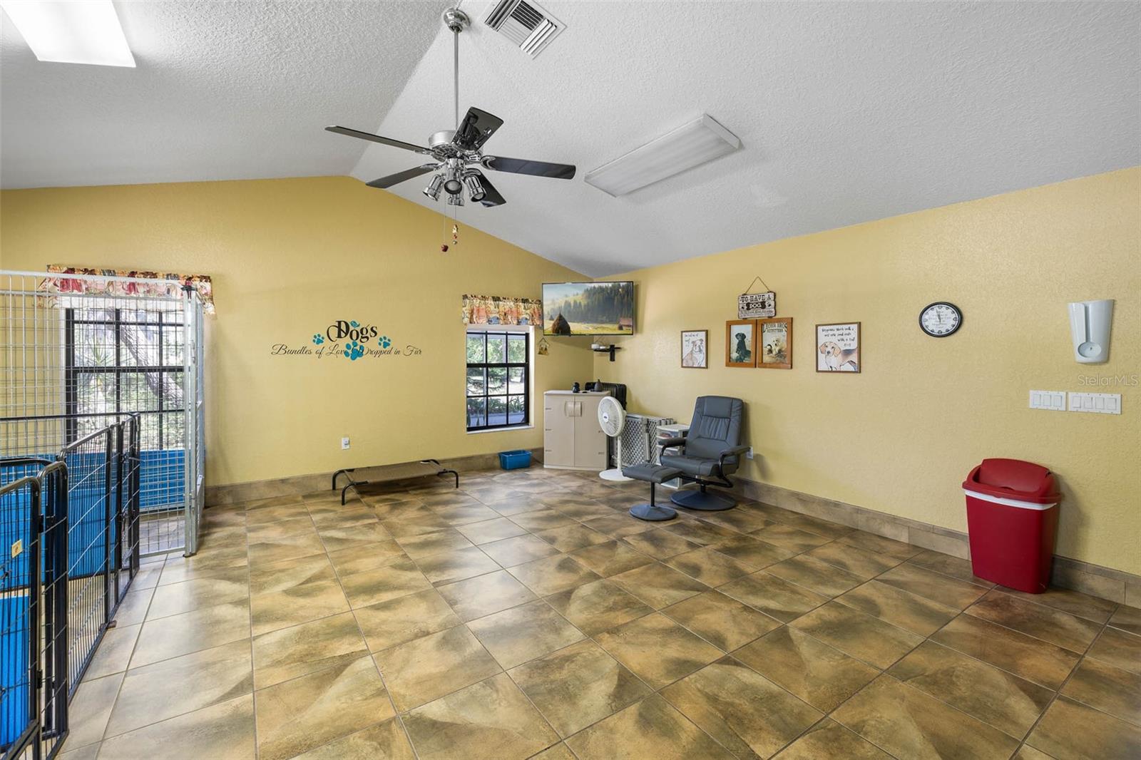 Image 26 of 70 For 9514 Eden Avenue