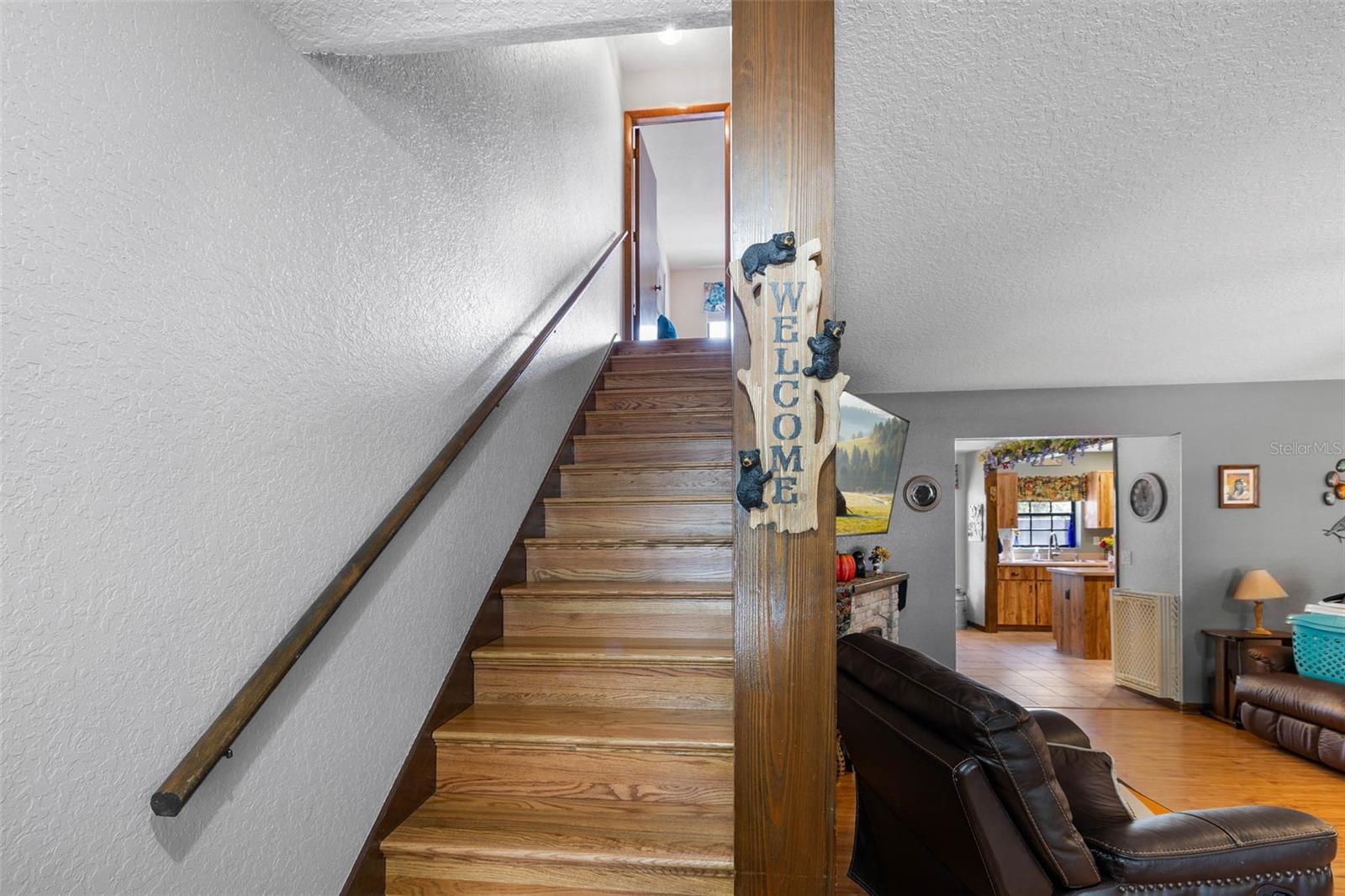 Image 27 of 70 For 9514 Eden Avenue