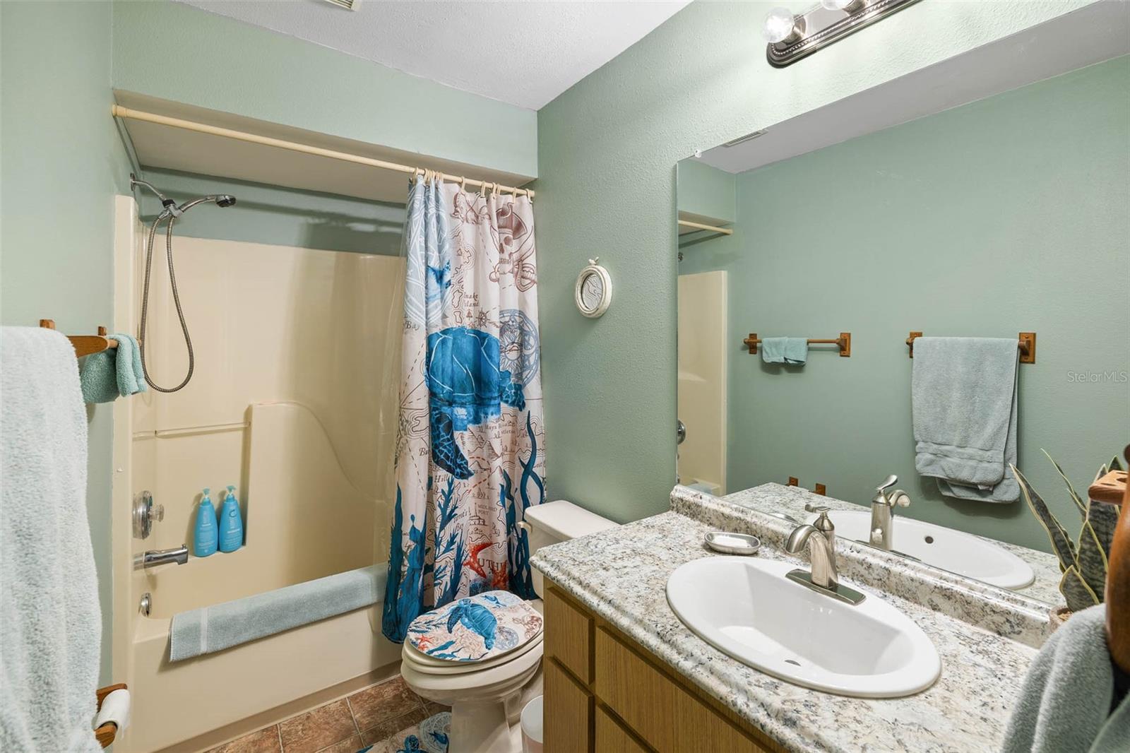 Image 35 of 70 For 9514 Eden Avenue