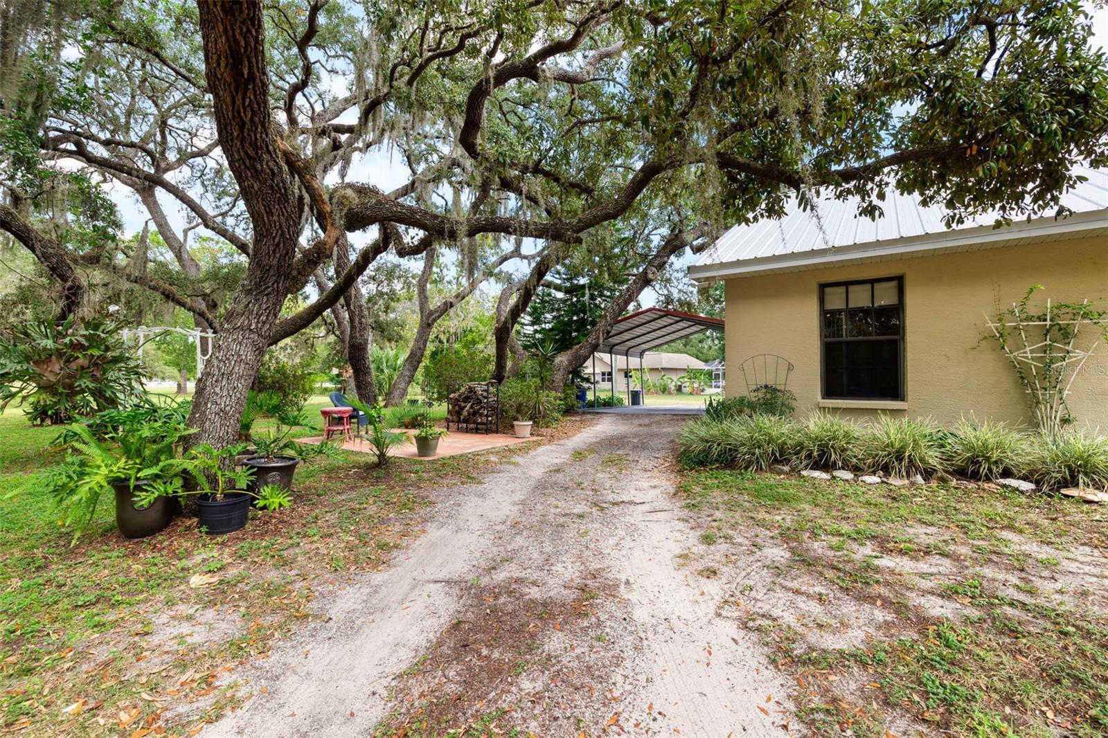 Image 56 of 70 For 9514 Eden Avenue