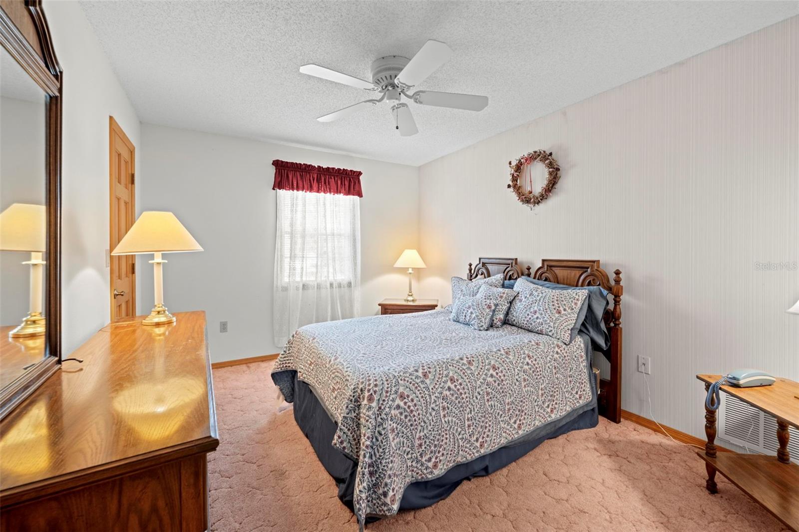 Listing photo id 31 for 6701 Freeport Drive