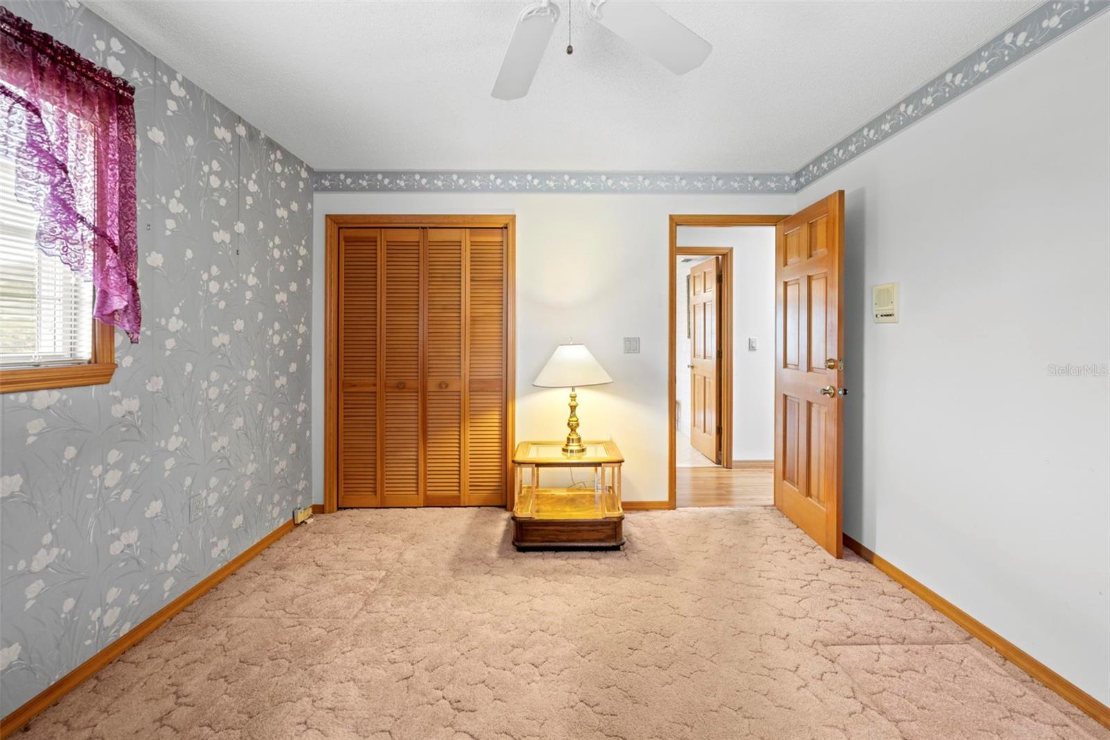 Listing photo id 37 for 6701 Freeport Drive