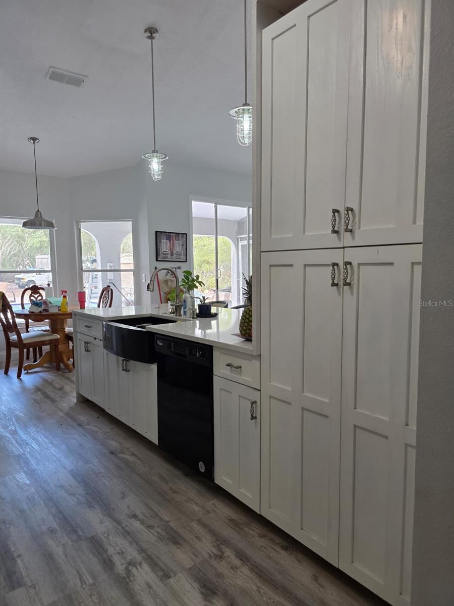 Image 11 of 50 For 10373 Marvista Court