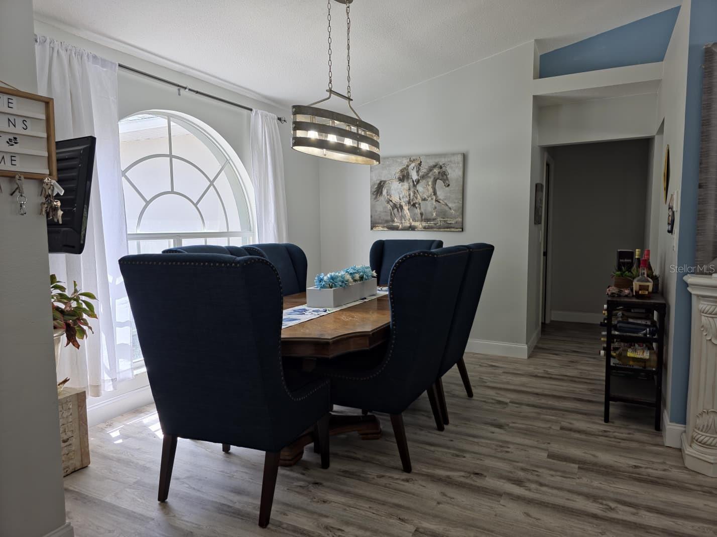 Image 14 of 50 For 10373 Marvista Court