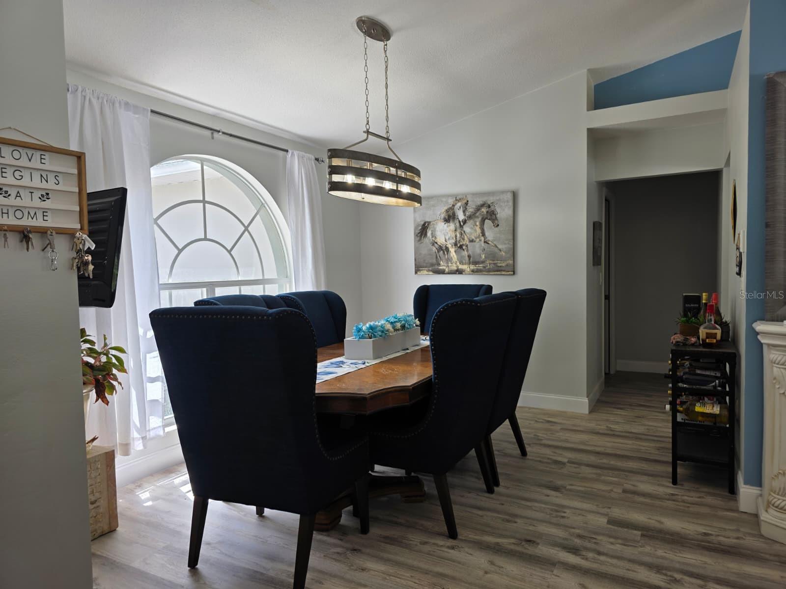 Image 18 of 50 For 10373 Marvista Court