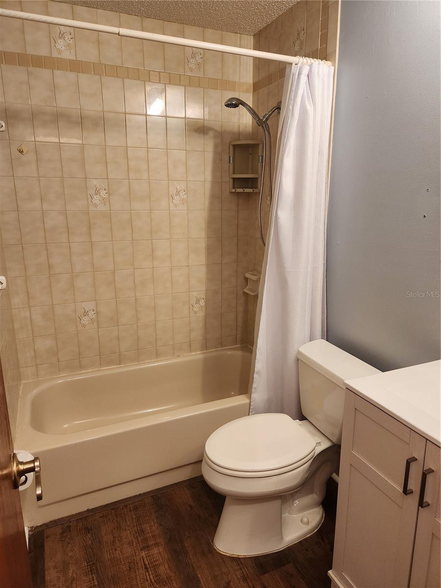 Image 8 of 16 For 8626 Shadblow Court 4