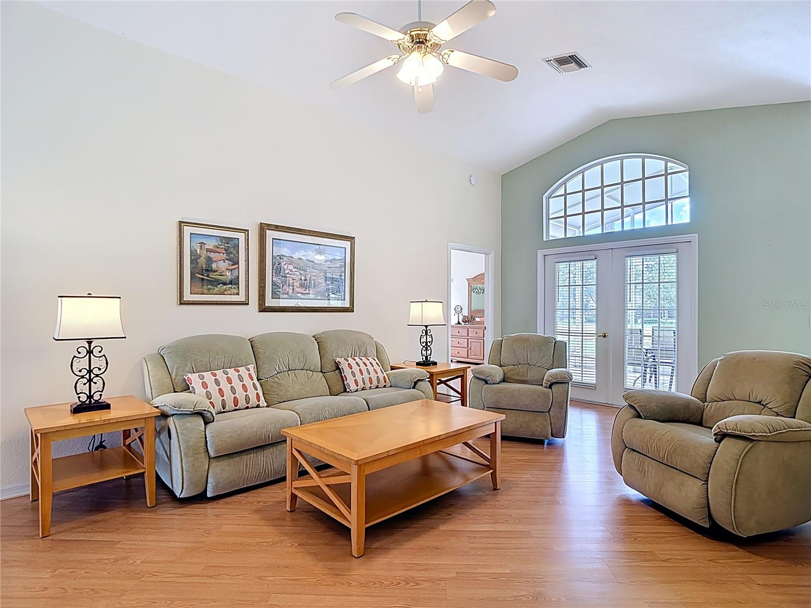 Image 13 of 67 For 13510 Knotty Lane