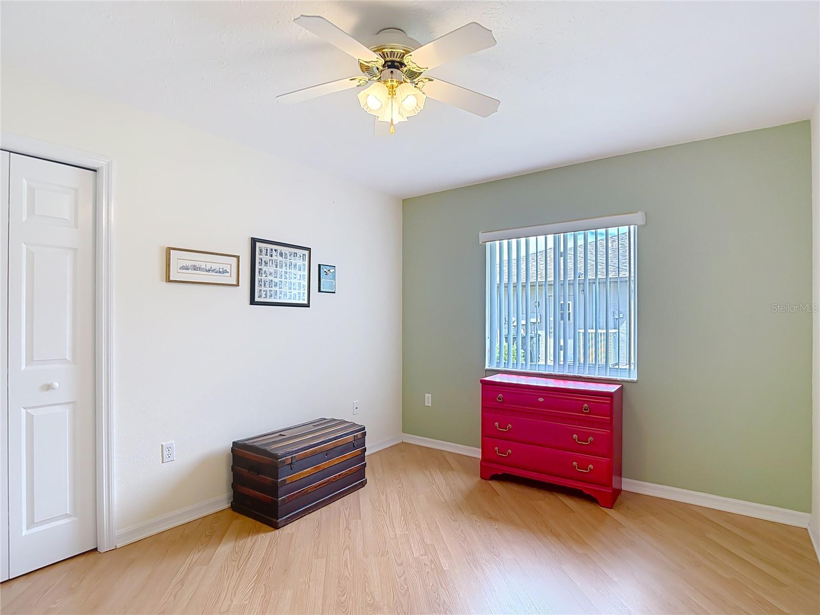 Image 33 of 67 For 13510 Knotty Lane