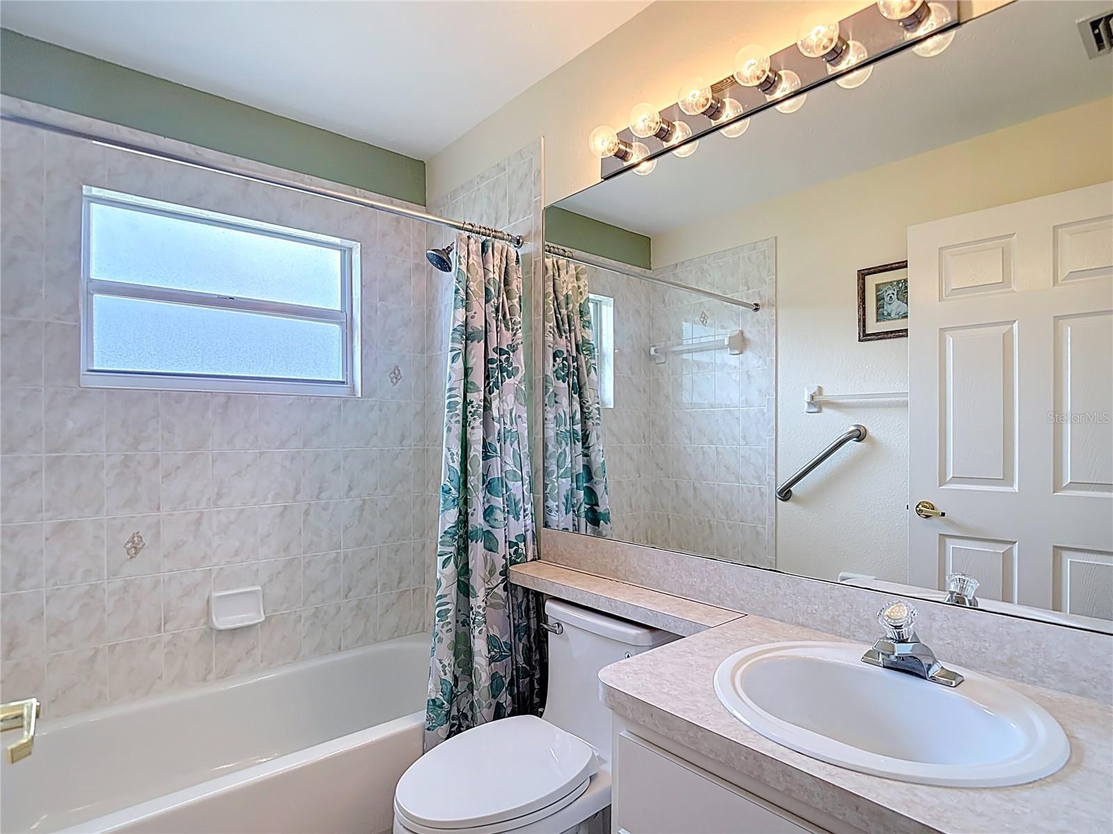 Image 38 of 67 For 13510 Knotty Lane